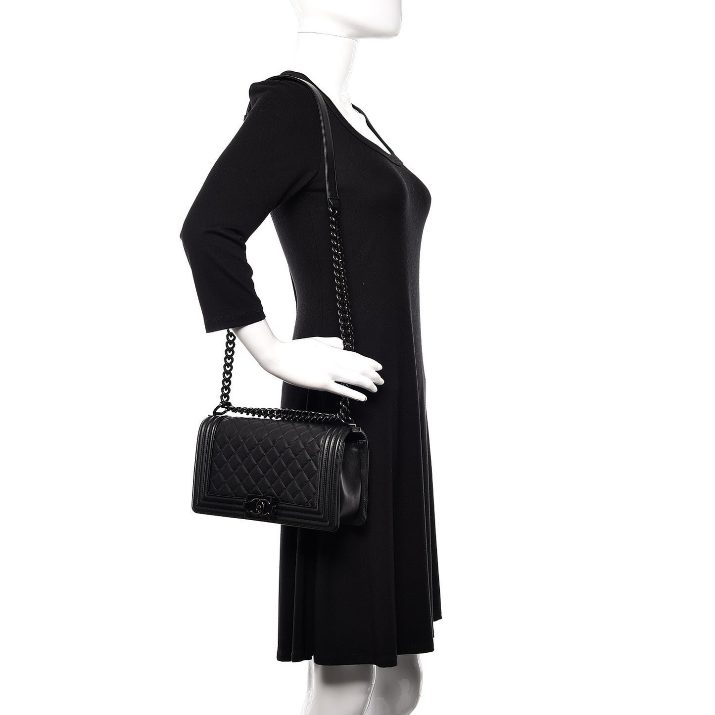 Calfskin Quilted Medium Boy Flap So Black