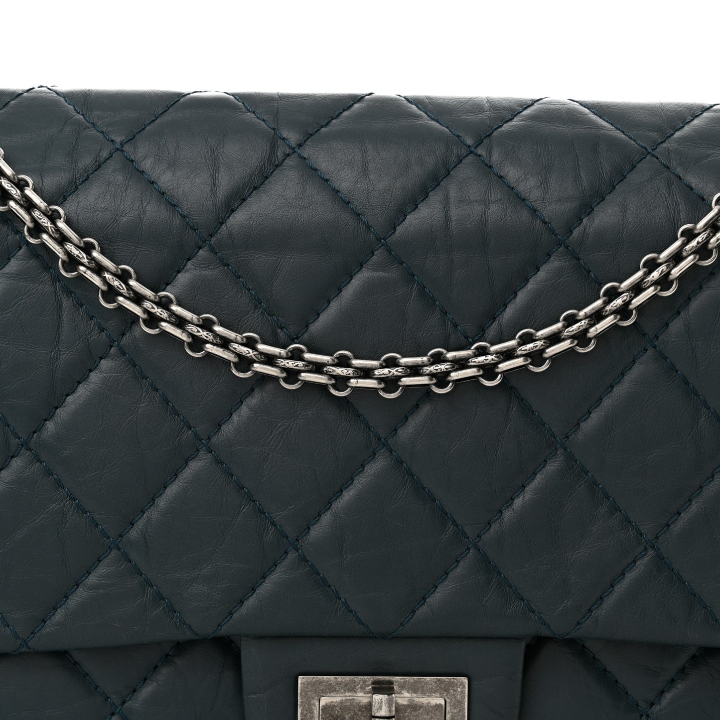 Aged Calfskin Quilted 2.55 Reissue 227 Green