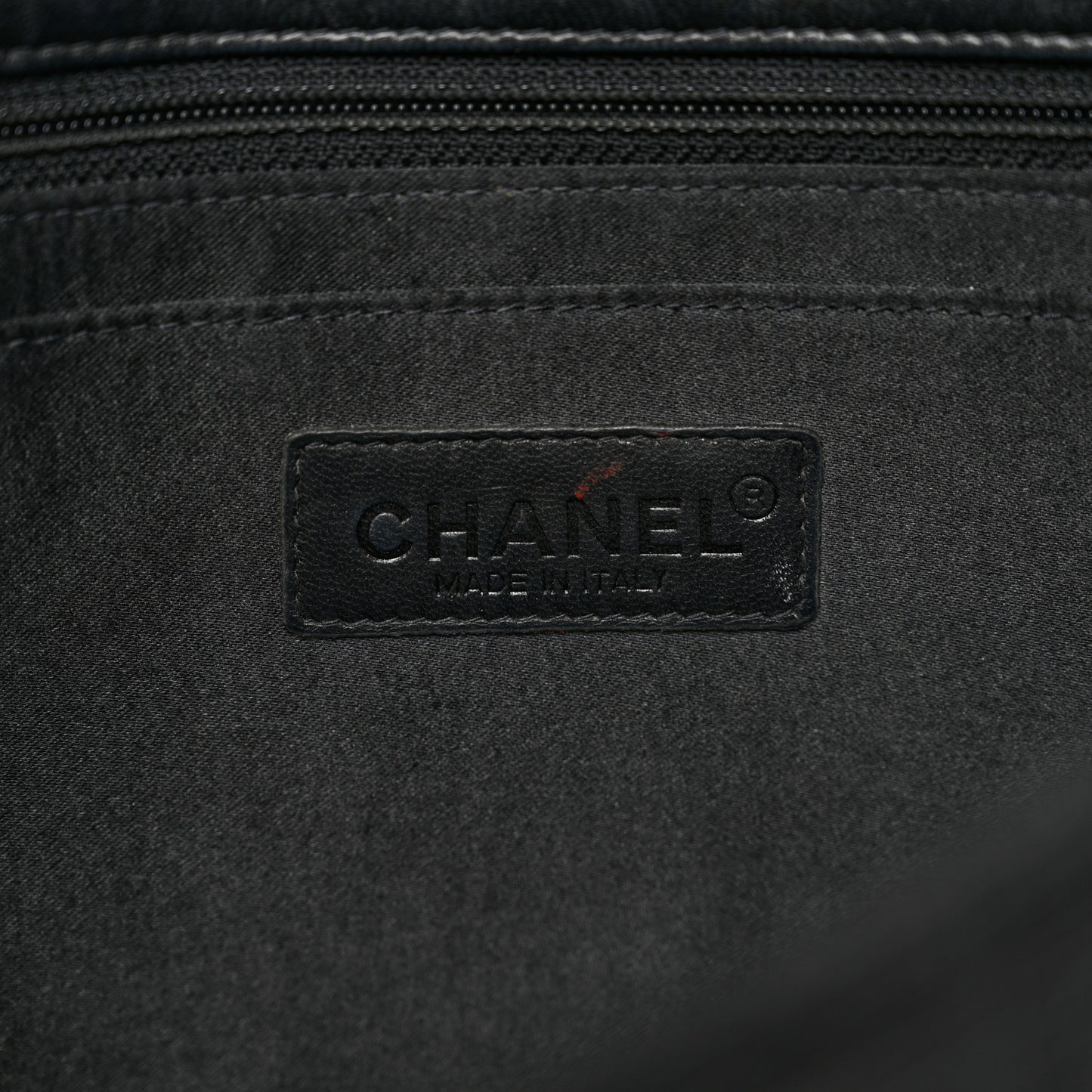 Nylon Medium Travel Flap Black