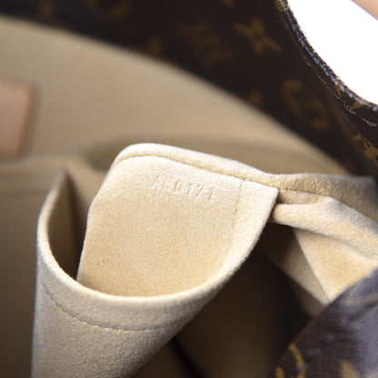 Louis Vuitton Monogram Artsy GM 9 of 10