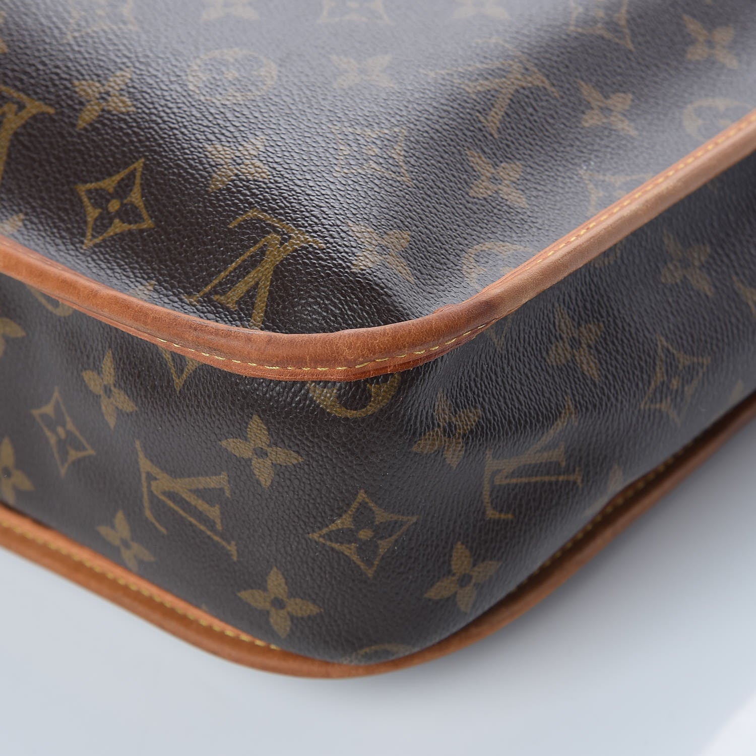 Louis Vuitton Monogram Bosphore GM Messenger Bag 15 of 16