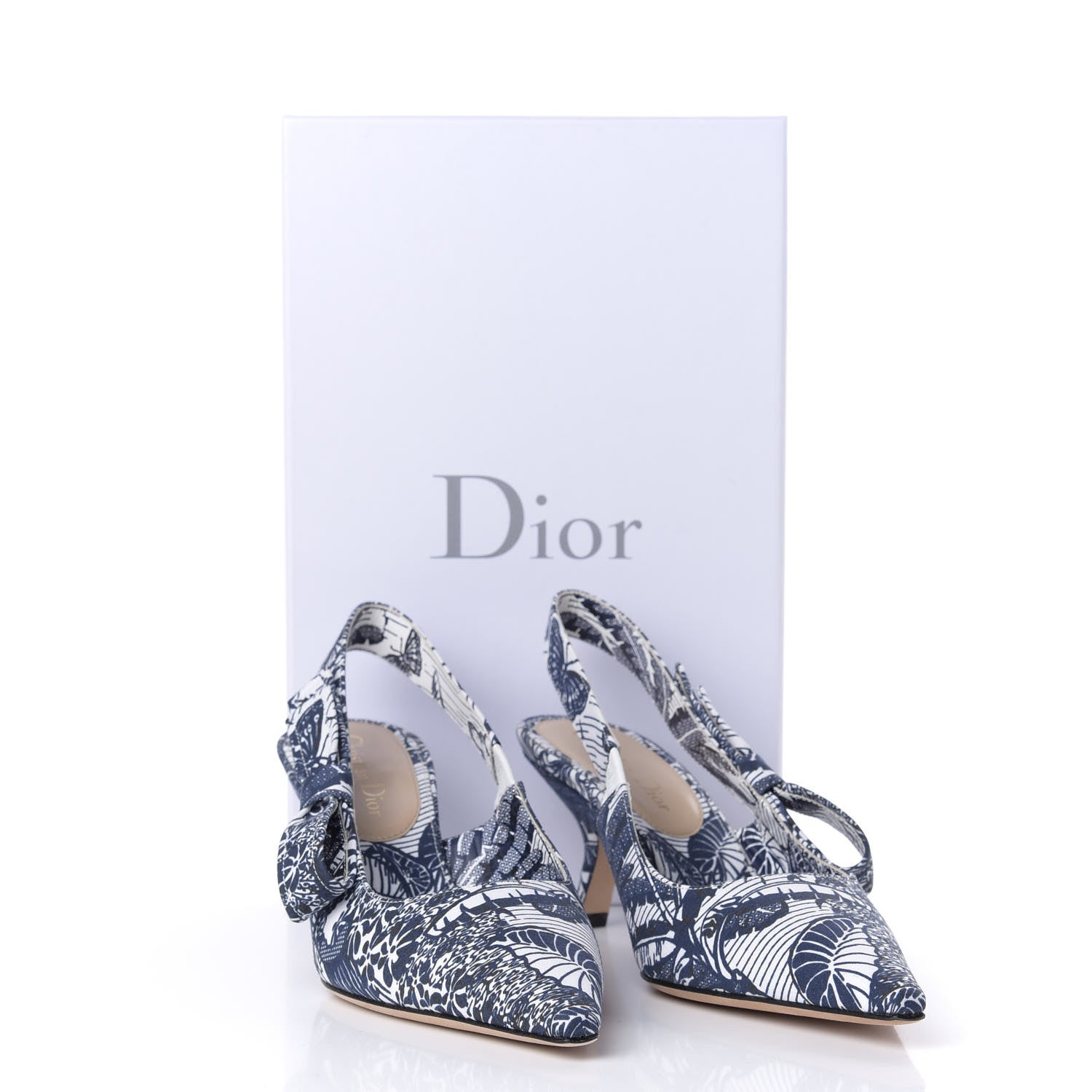 Christian Dior Toile De Jouy Tropicalia Sweet D Slingback Pumps 37 Indigo White 9 of 9