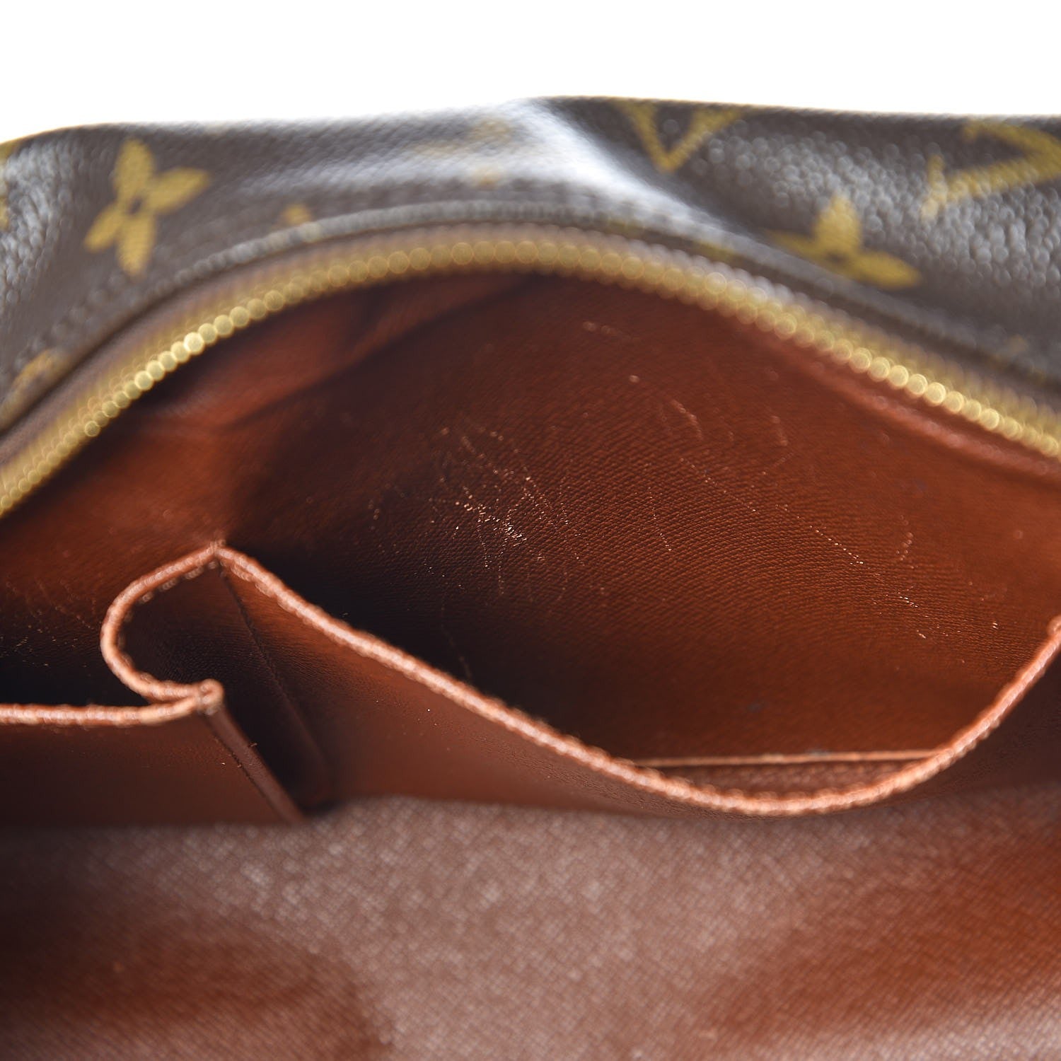 Louis Vuitton Monogram Cite MM 9 of 17