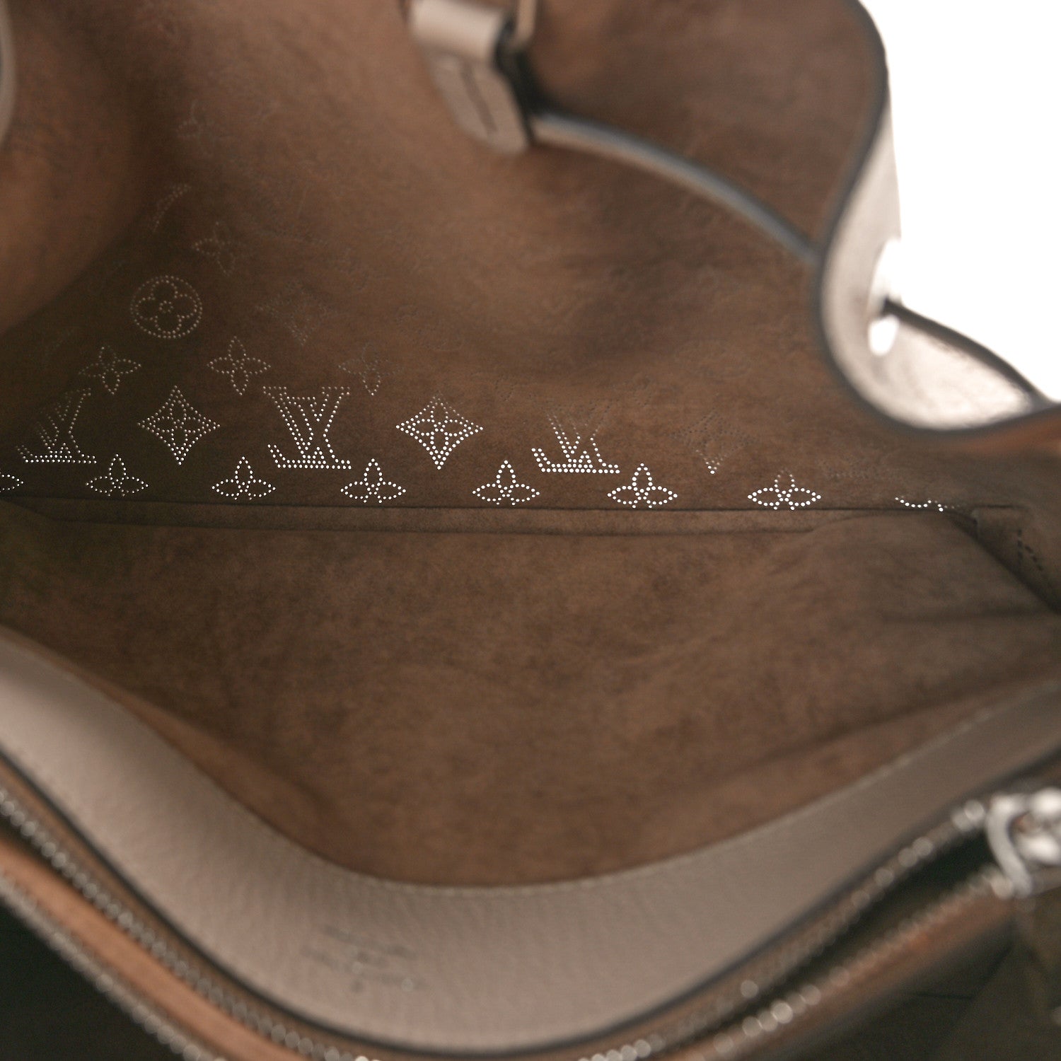 Louis Vuitton Mahina Bella Tote Galet 5 of 10