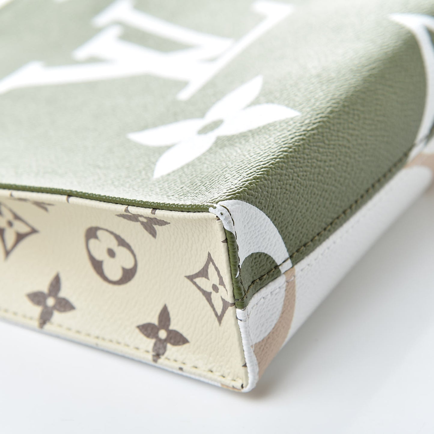 Monogram Giant Toiletry Pouch 26 Kaki