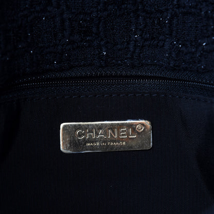 Chanel Tweed Quilted Large Chanel 19 Flap Black 8 of 11