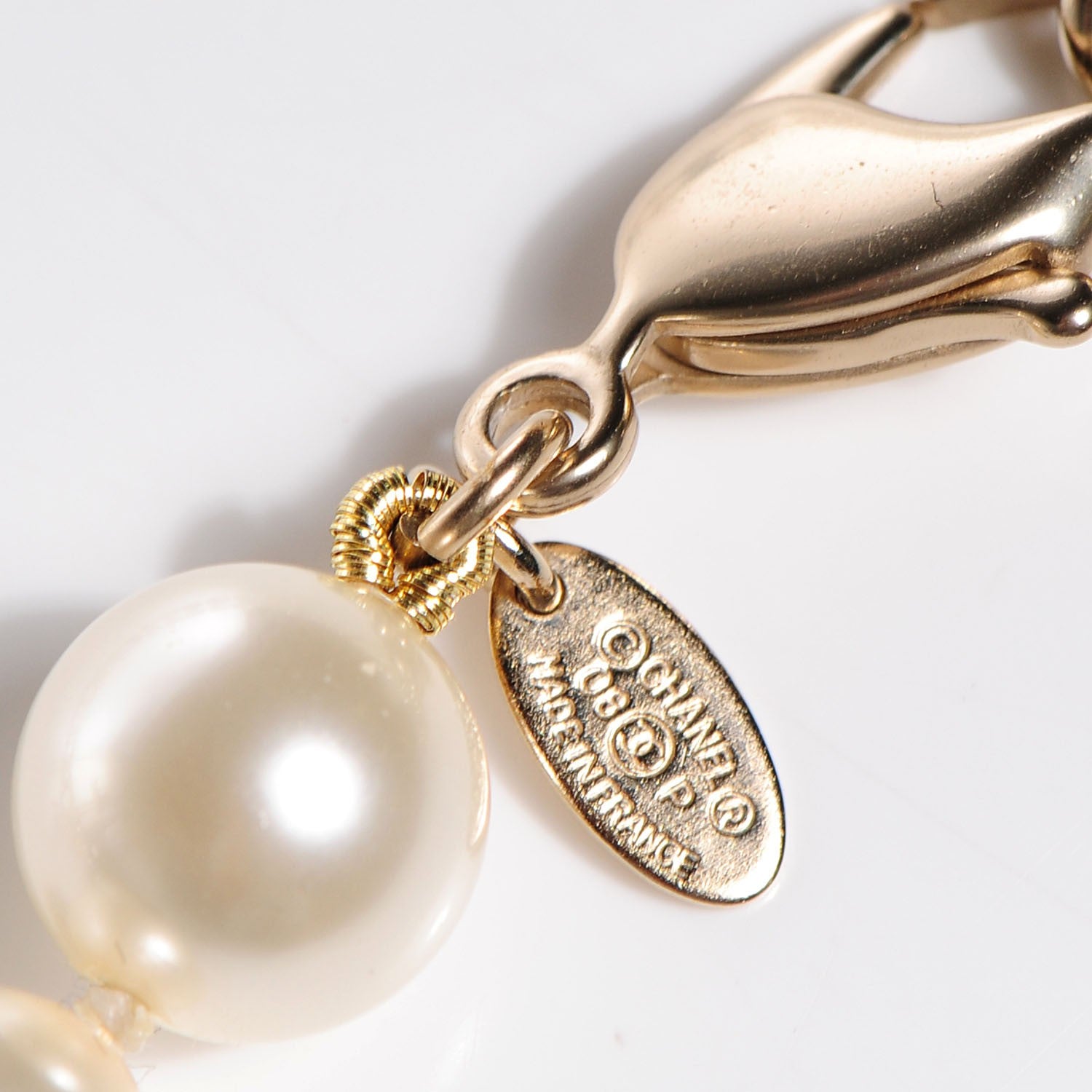 Chanel Pearl Crystal CC Short Necklace Gold Black 4 of 6