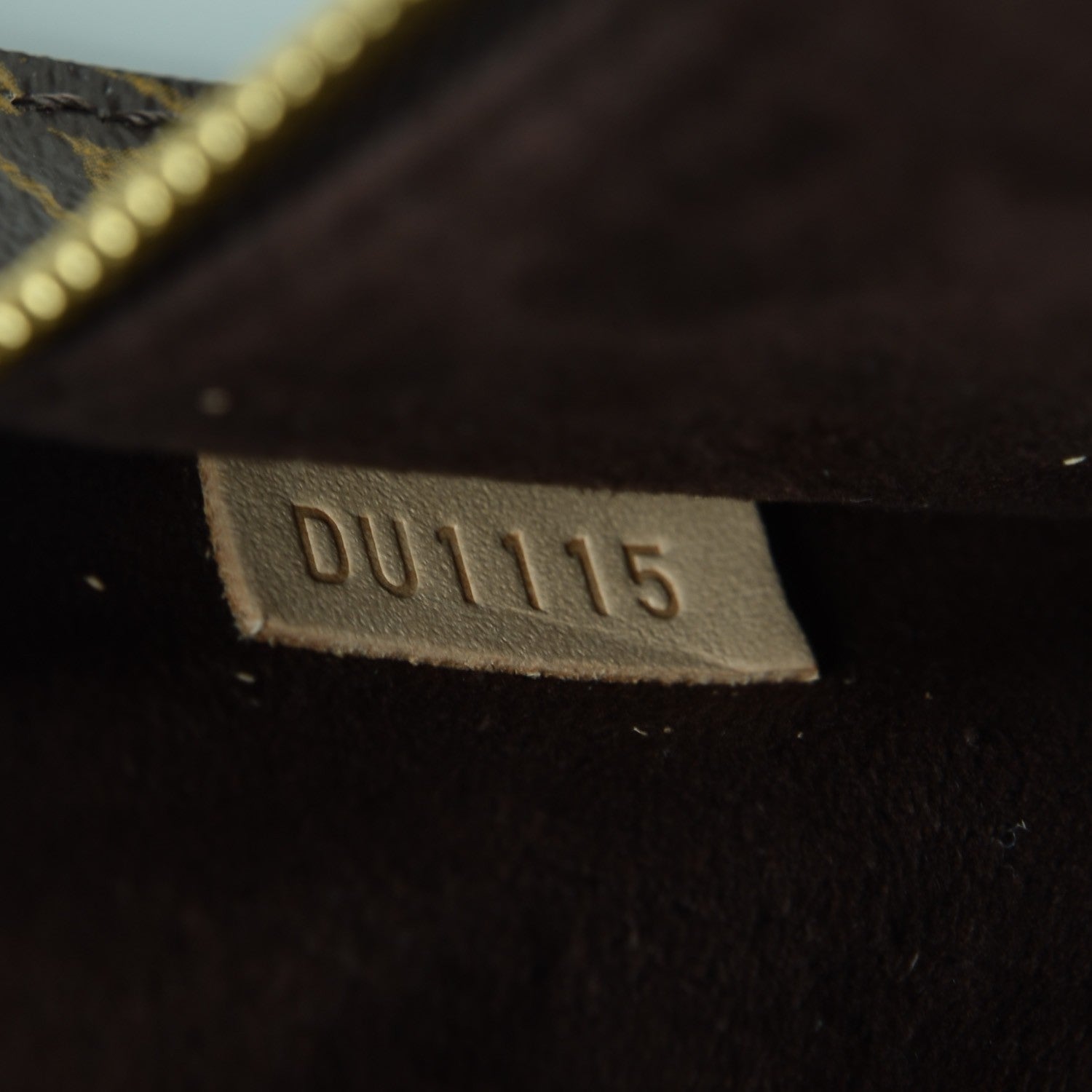 Louis Vuitton Monogram Pochette Metis 7 of 7