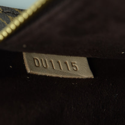 Louis Vuitton Monogram Pochette Metis 7 of 7