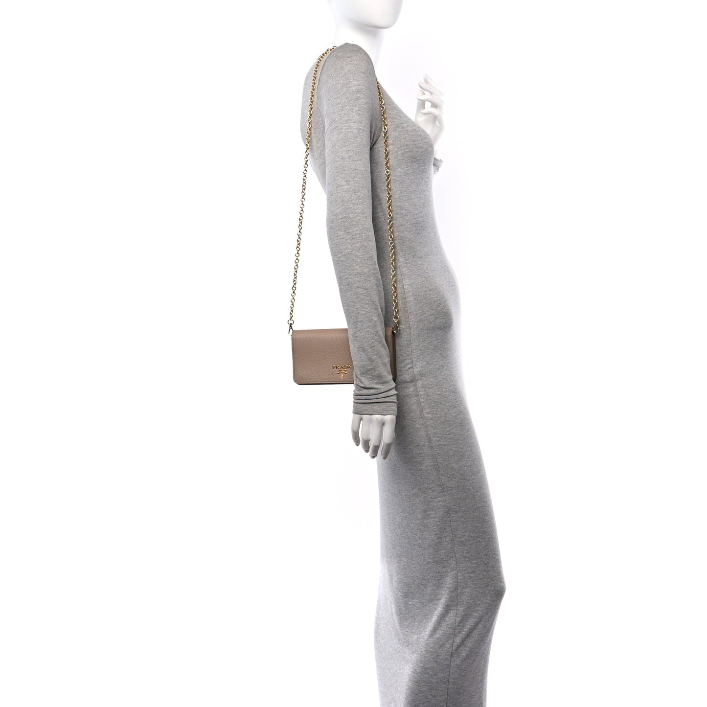 Vitello Daino Metal Chain Wallet Cammeo