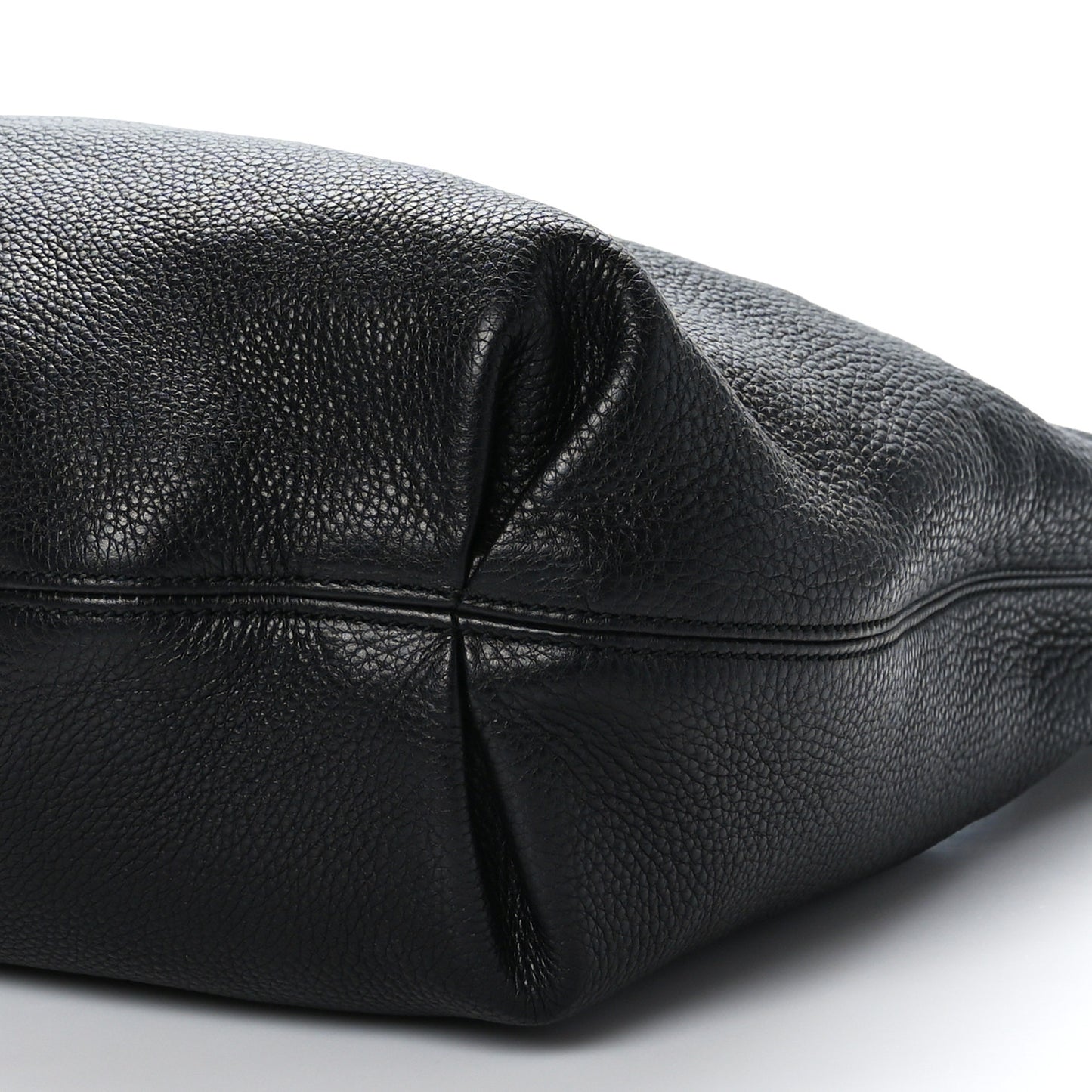 Pebbled Calfskin Soho Hobo Black