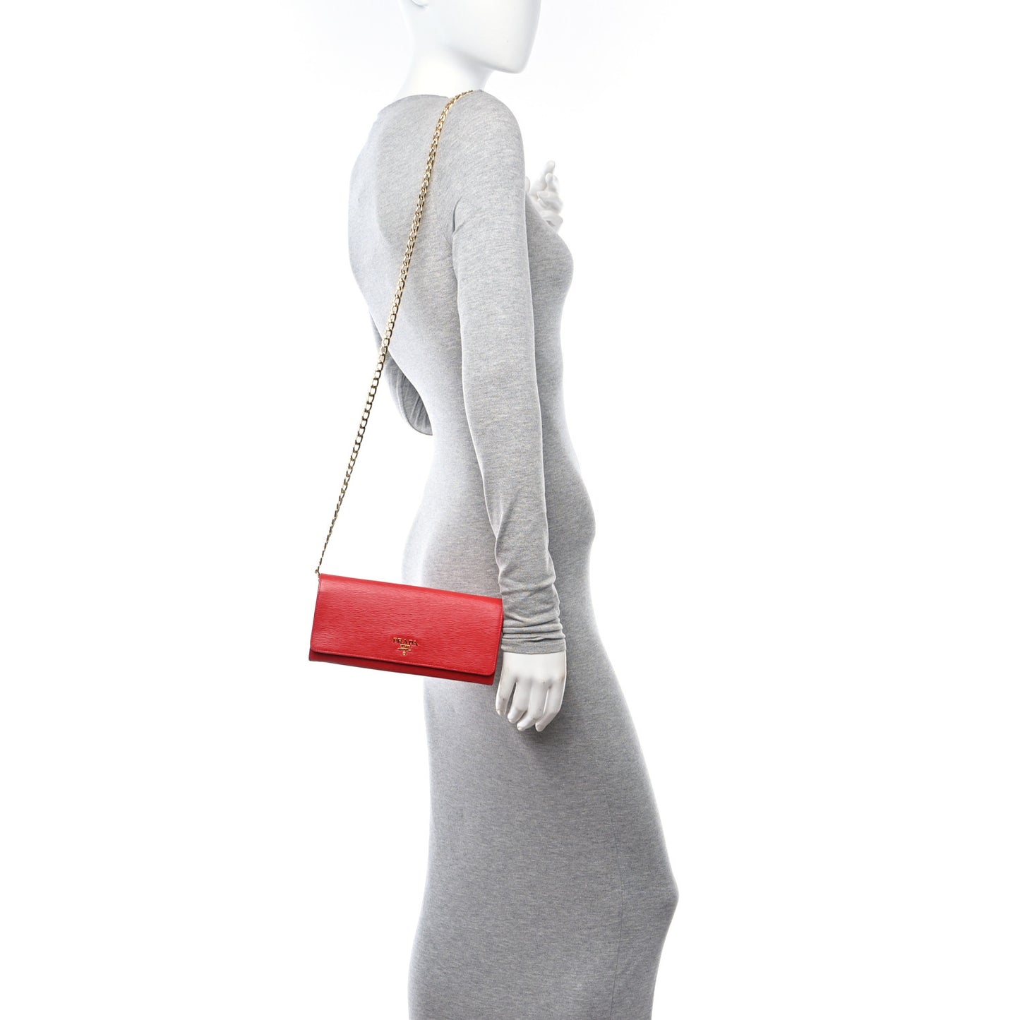 Vitello Move Metal Oro Chain Wallet Lacca