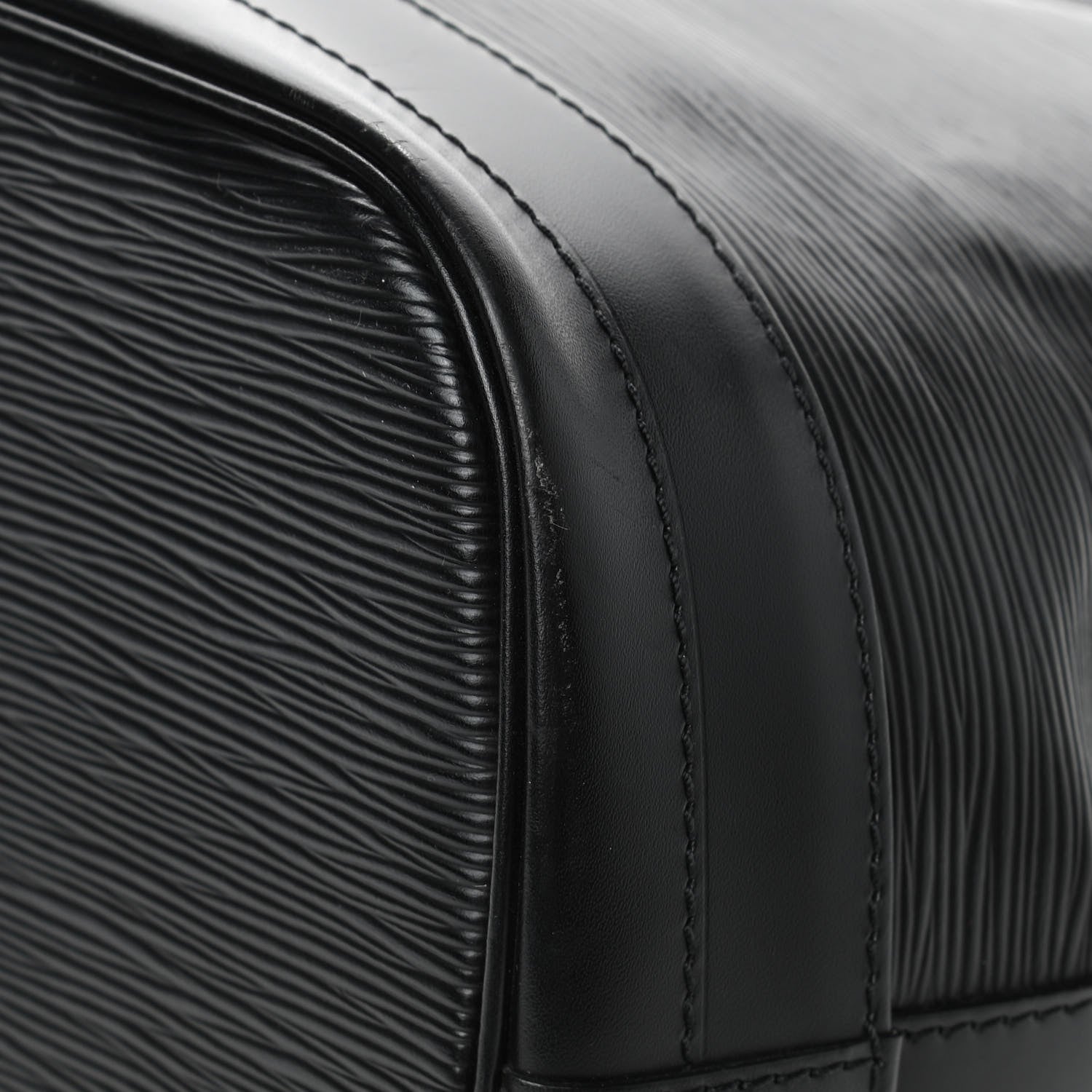 Louis Vuitton Epi Noe Black 9 of 13