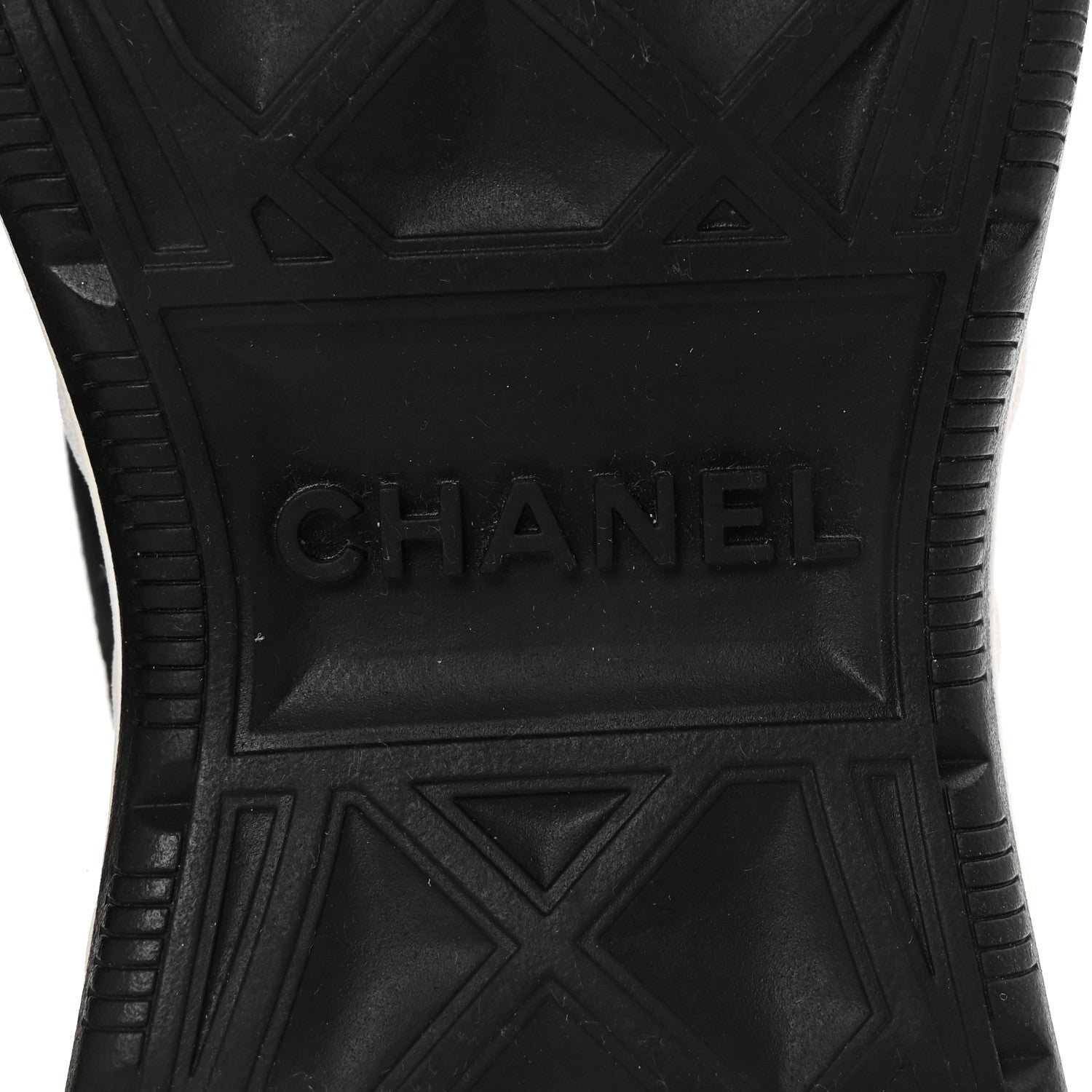Chanel Velvet Calfskin Mixed Fibers CC Sneakers 38 Black 7 of 10