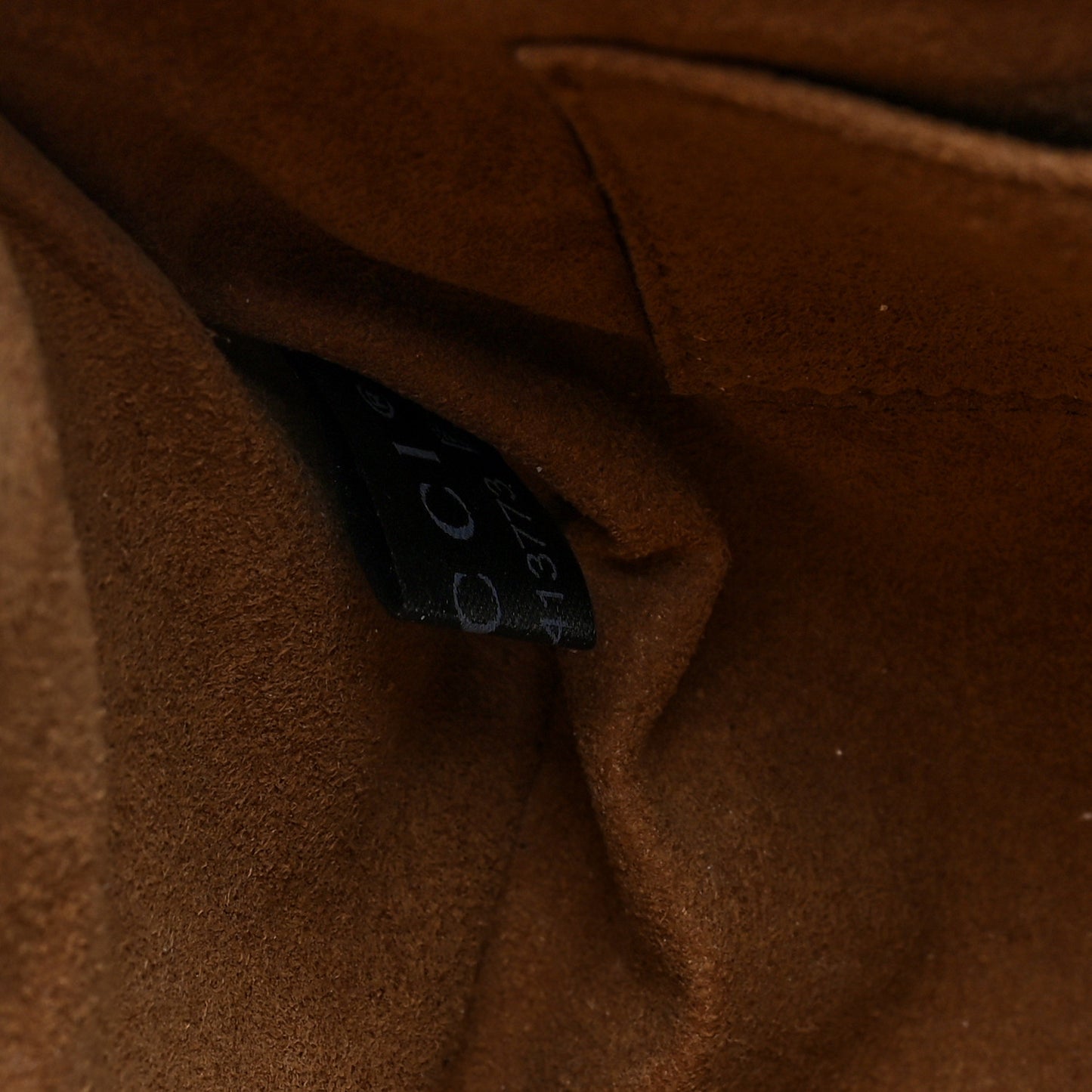 GG Supreme Monogram Calfskin Small Padlock Shoulder Bag Beige Black Cuir