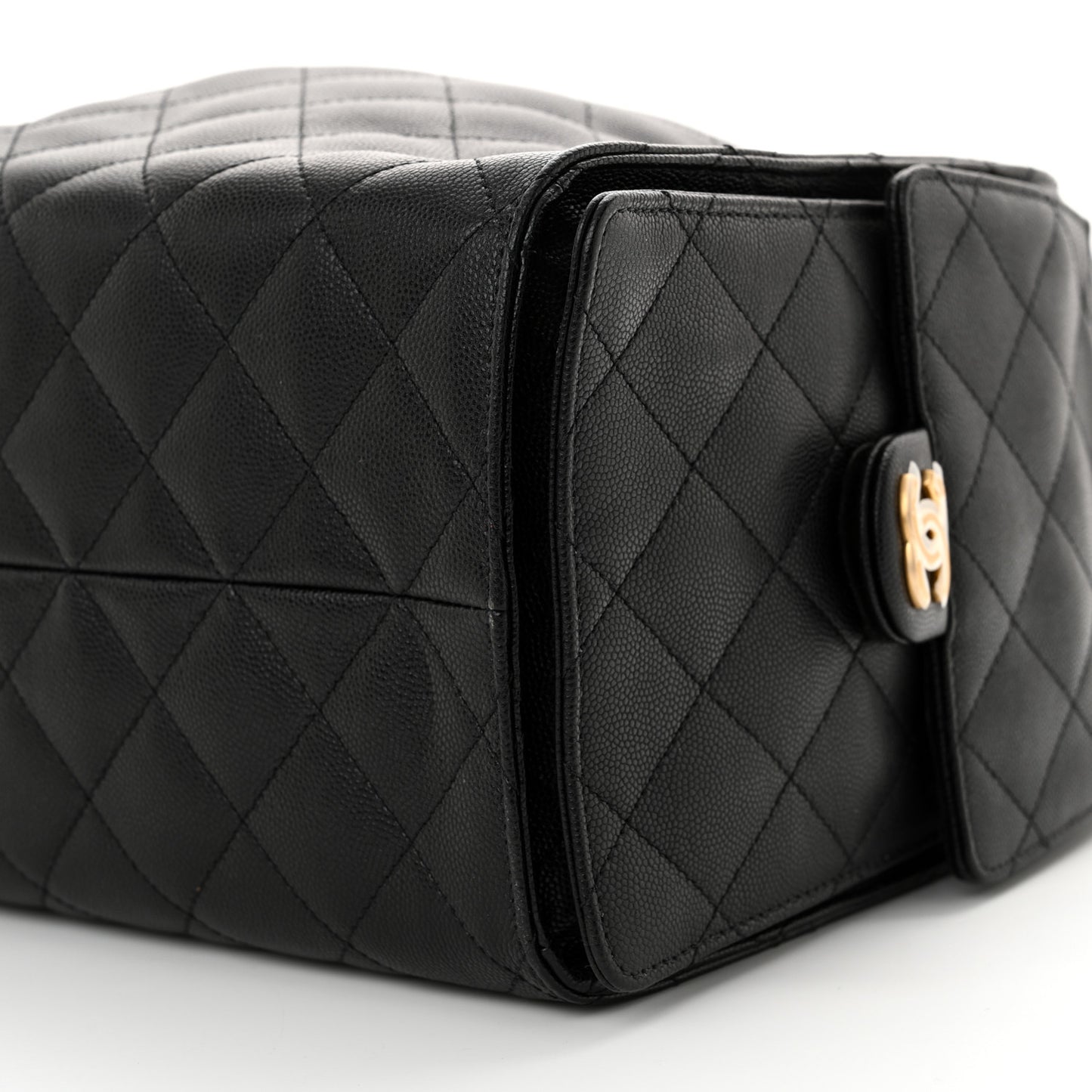 Caviar Quilted Medium Chanel 25 Handbag Black