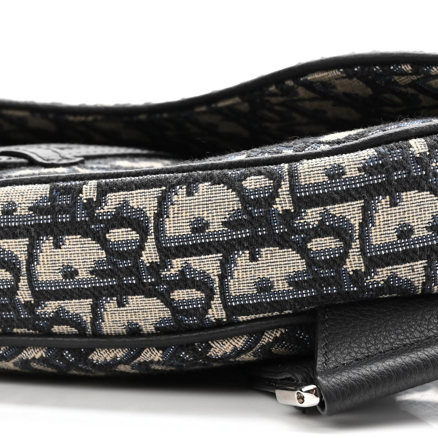 Oblique Mens Saddle Bag Black