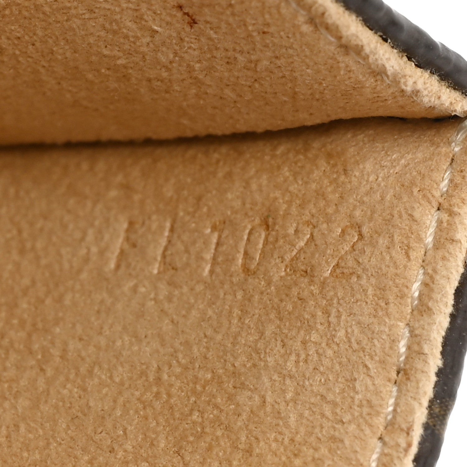 Louis Vuitton Monogram Pochette Florentine S 7 of 14