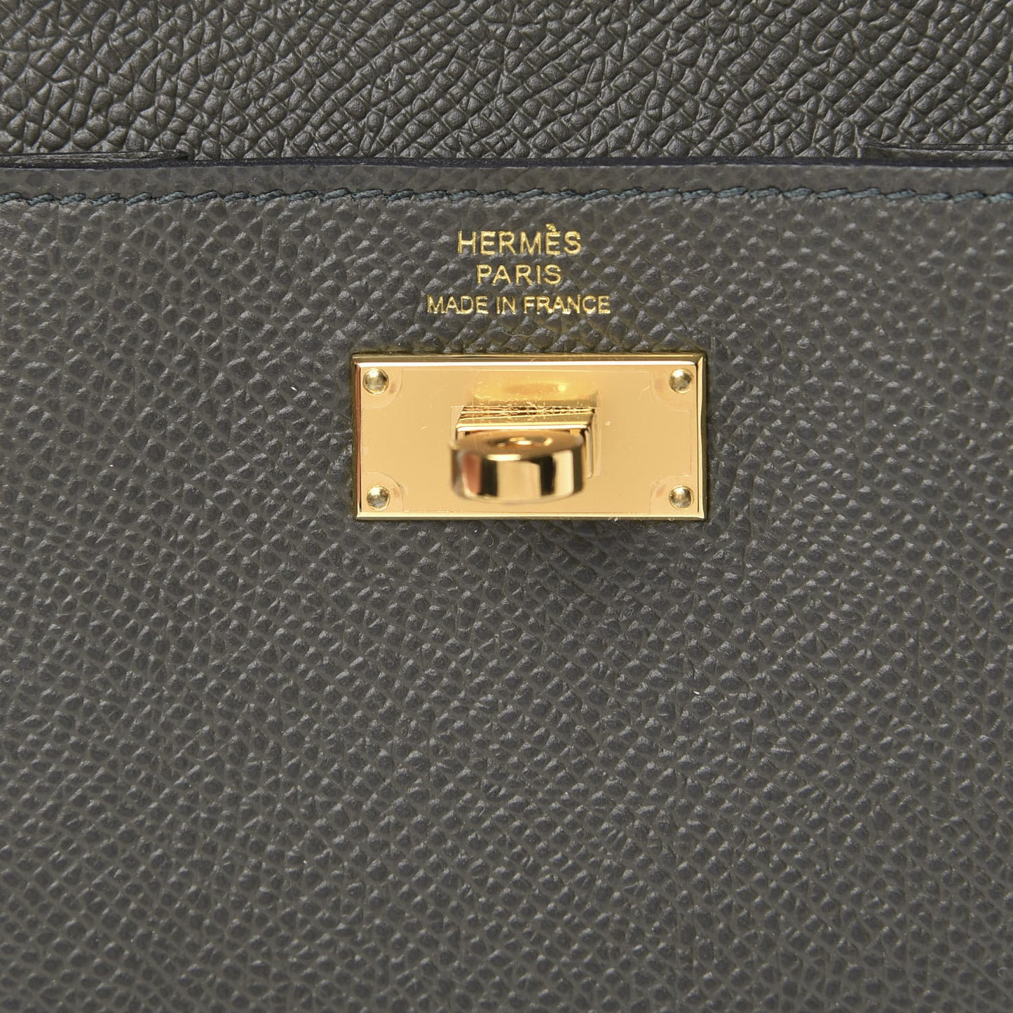 Epsom Kelly Pocket Compact Wallet Vert De Gris
