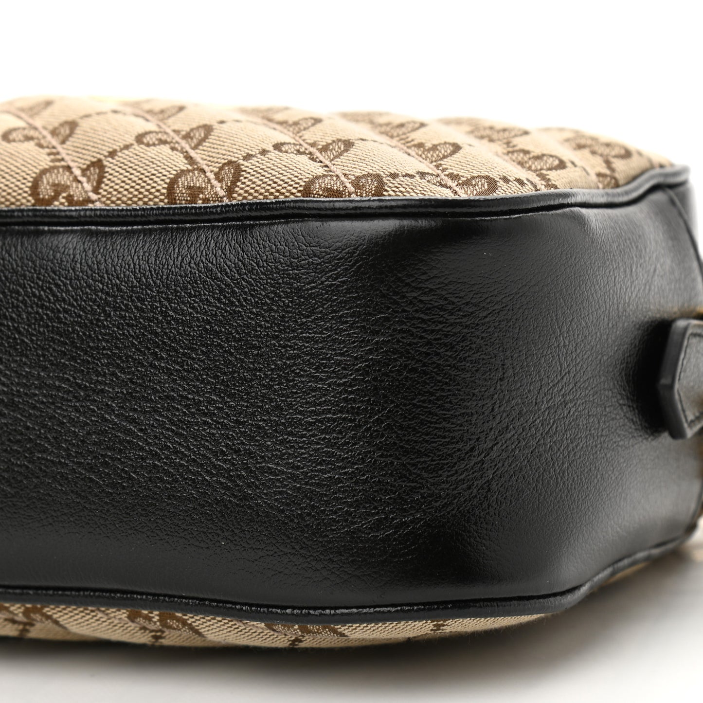 Monogram Matelasse Diagonal Small GG Marmont Chain Shoulder Bag Beige Black