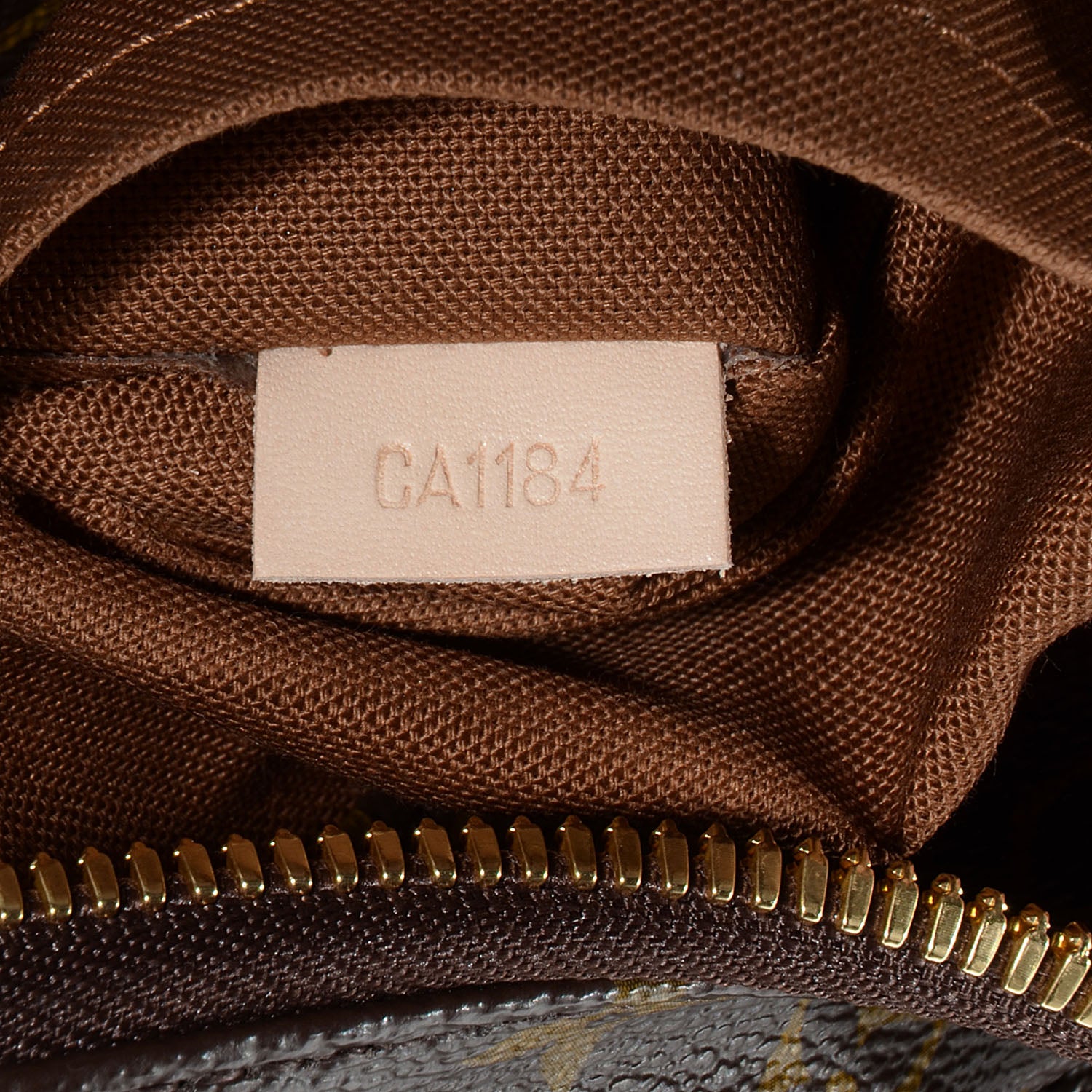 Louis Vuitton Monogram Sully MM 7 of 7