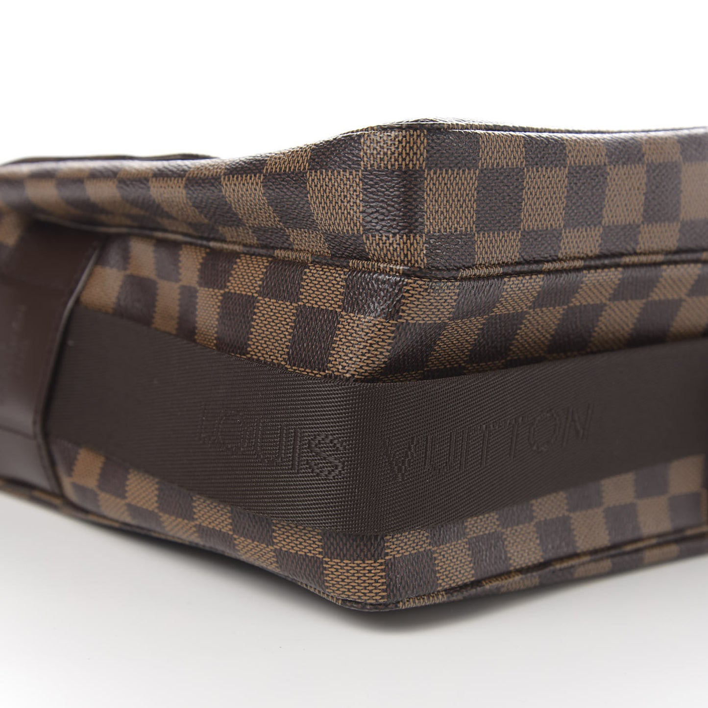 Damier Ebene Broadway Messenger Bag