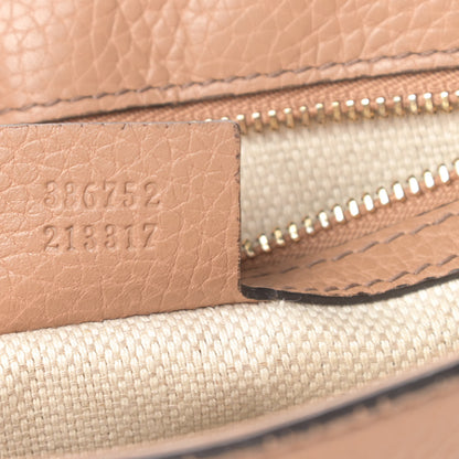 Gucci Pebbled Calfskin Medium Soho Flap Crossbody Camelia 7 of 18
