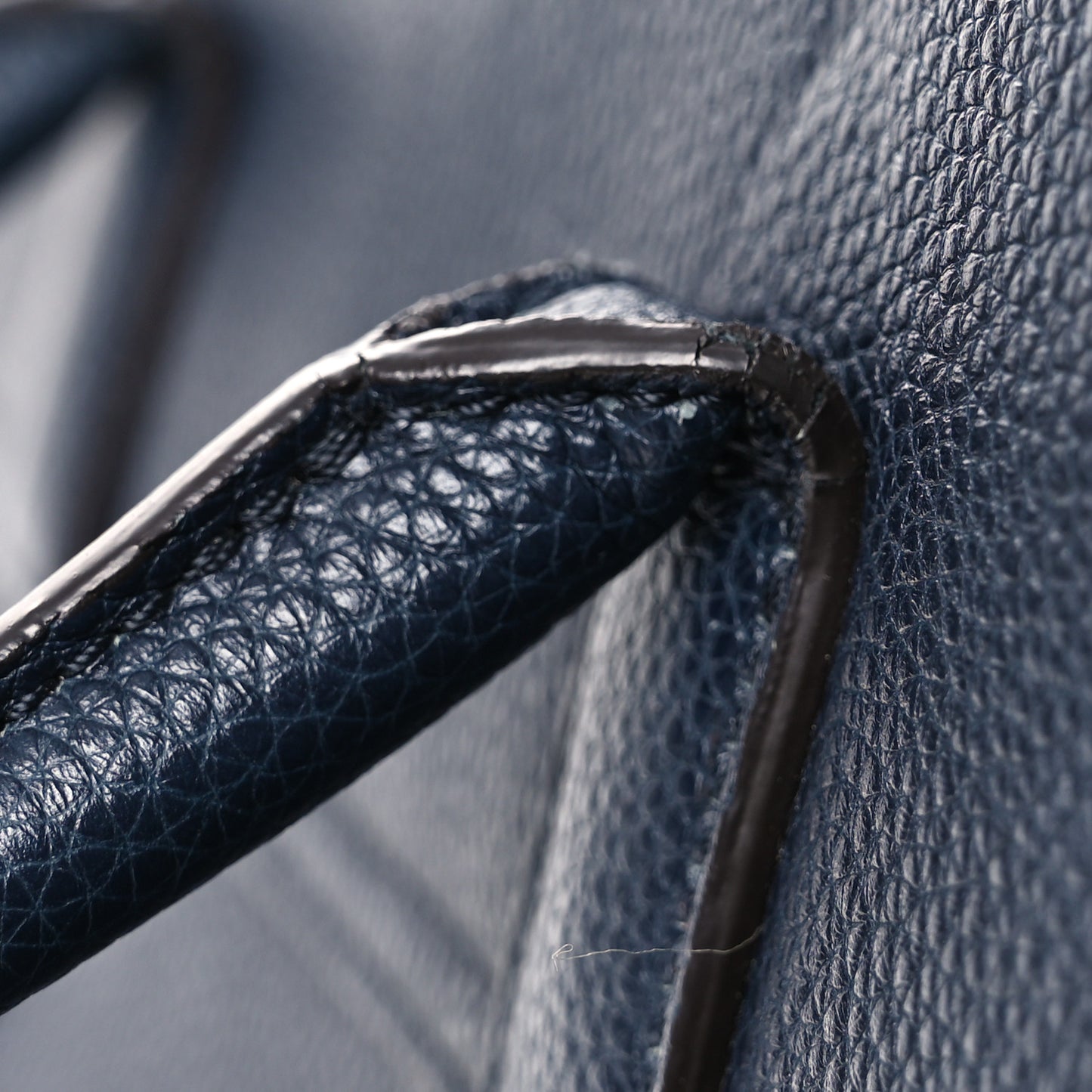 Classic Grain Medium New Bayswater Navy