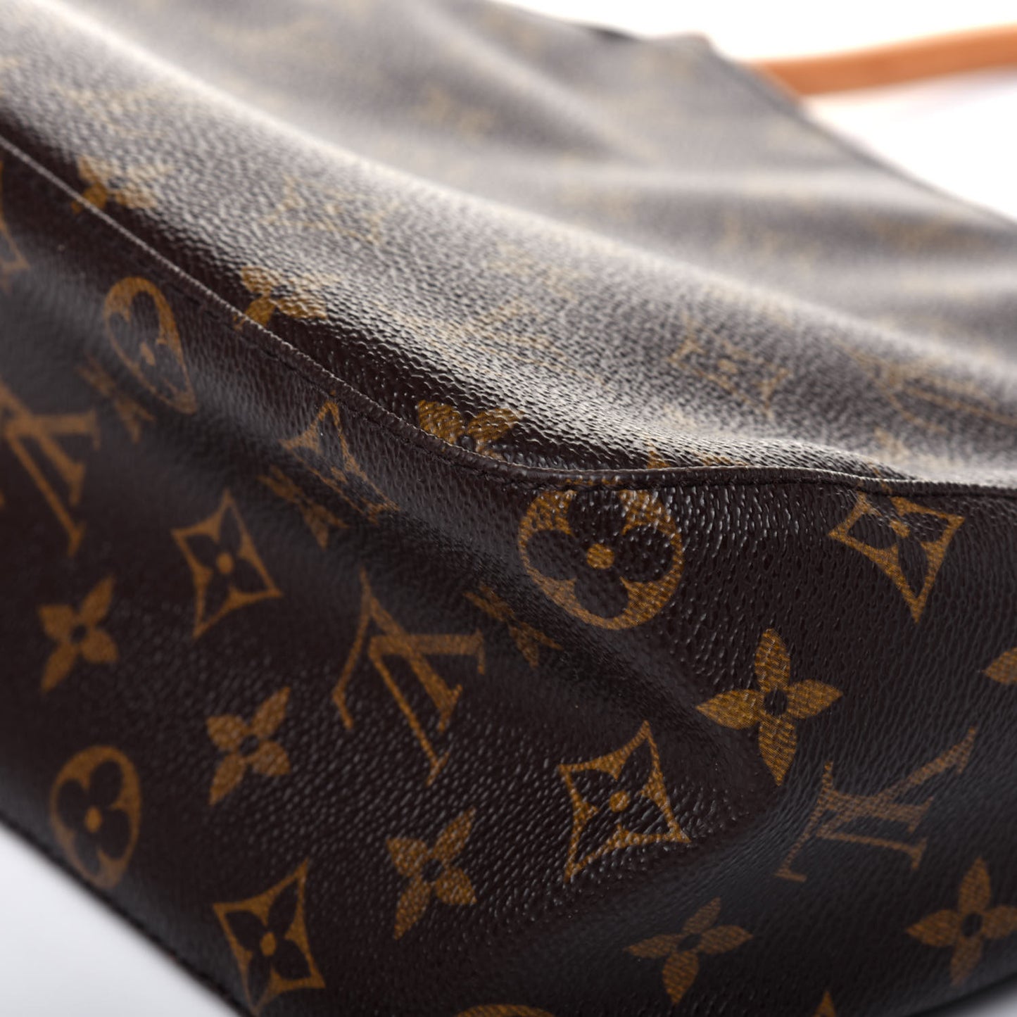 Monogram Looping MM