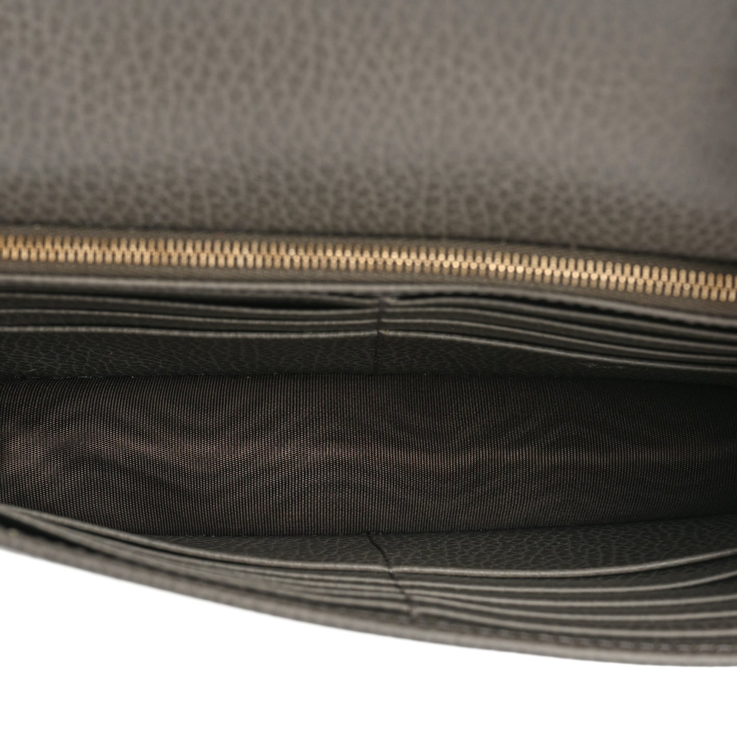 Dollar Calfskin Interlocking G Chain Wallet Loess