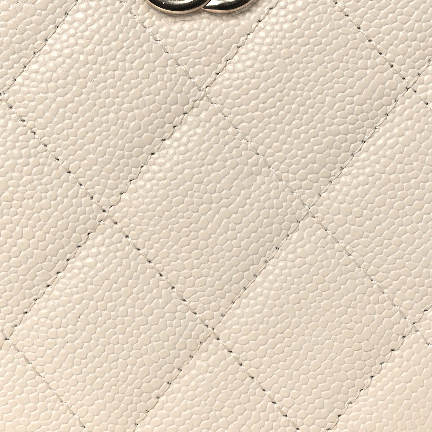 Caviar Quilted Round Handle With Care Vanity With Chain White