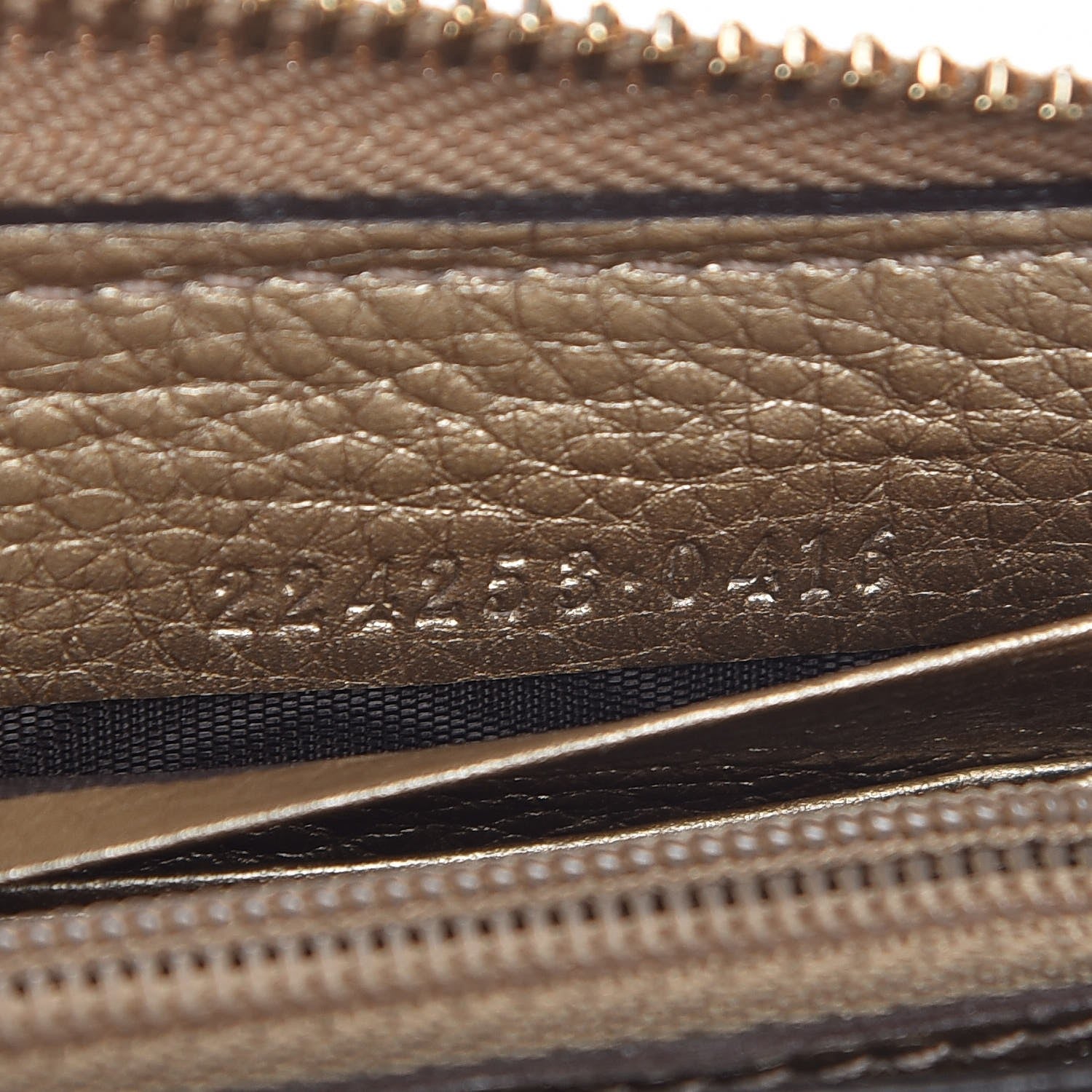 Gucci Monogram Bamboo Tassel Zip Around Wallet Gold 7 of 8