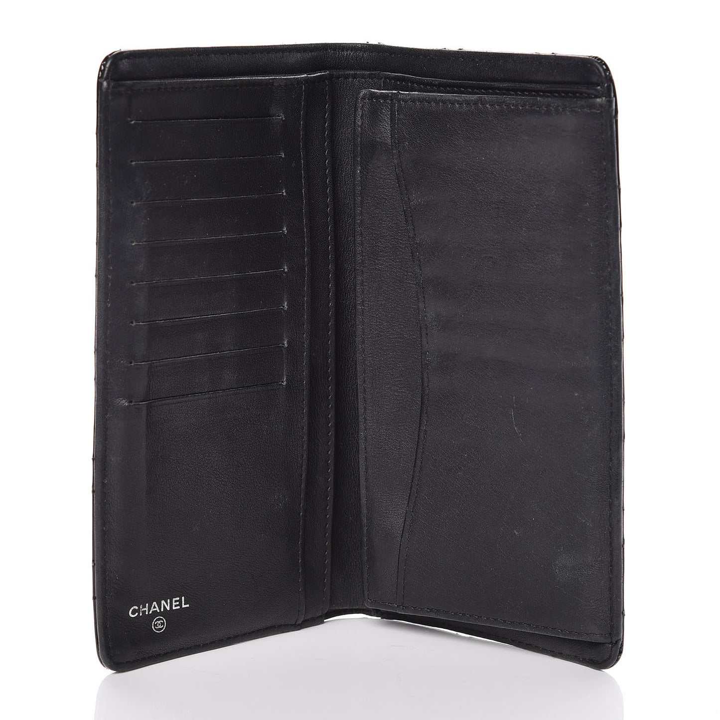 Patent Quilted Yen Wallet Black