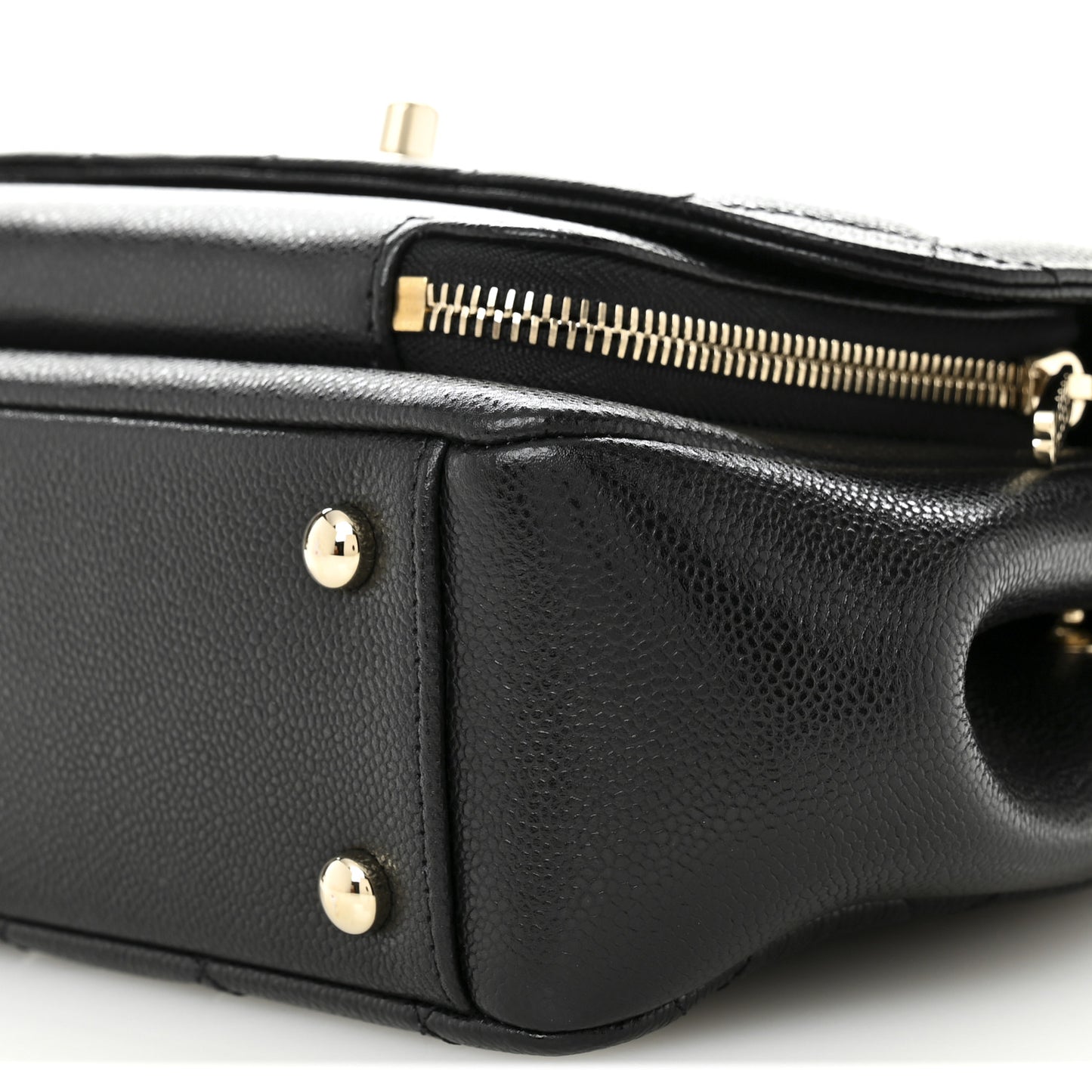 Caviar Quilted Medium Business Affinity Flap Black