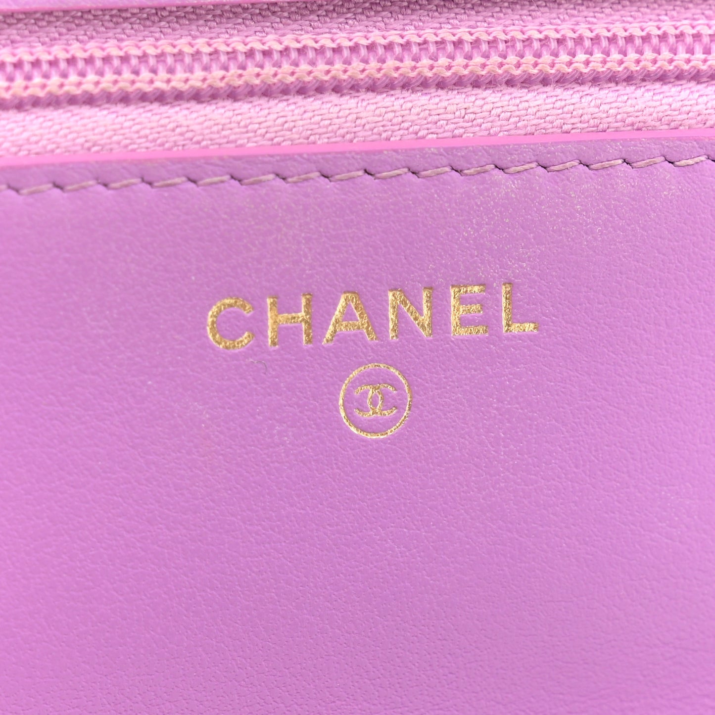 Patent Quilted Wallet On Chain WOC Purple
