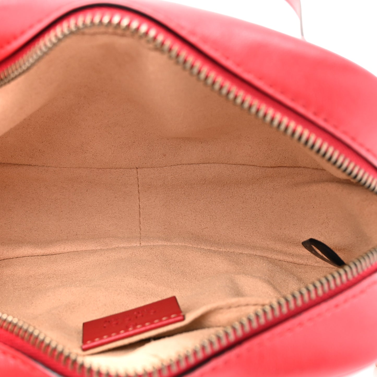 Calfskin Matelasse Mini GG Marmont Chain Shoulder Bag Hibiscus Red