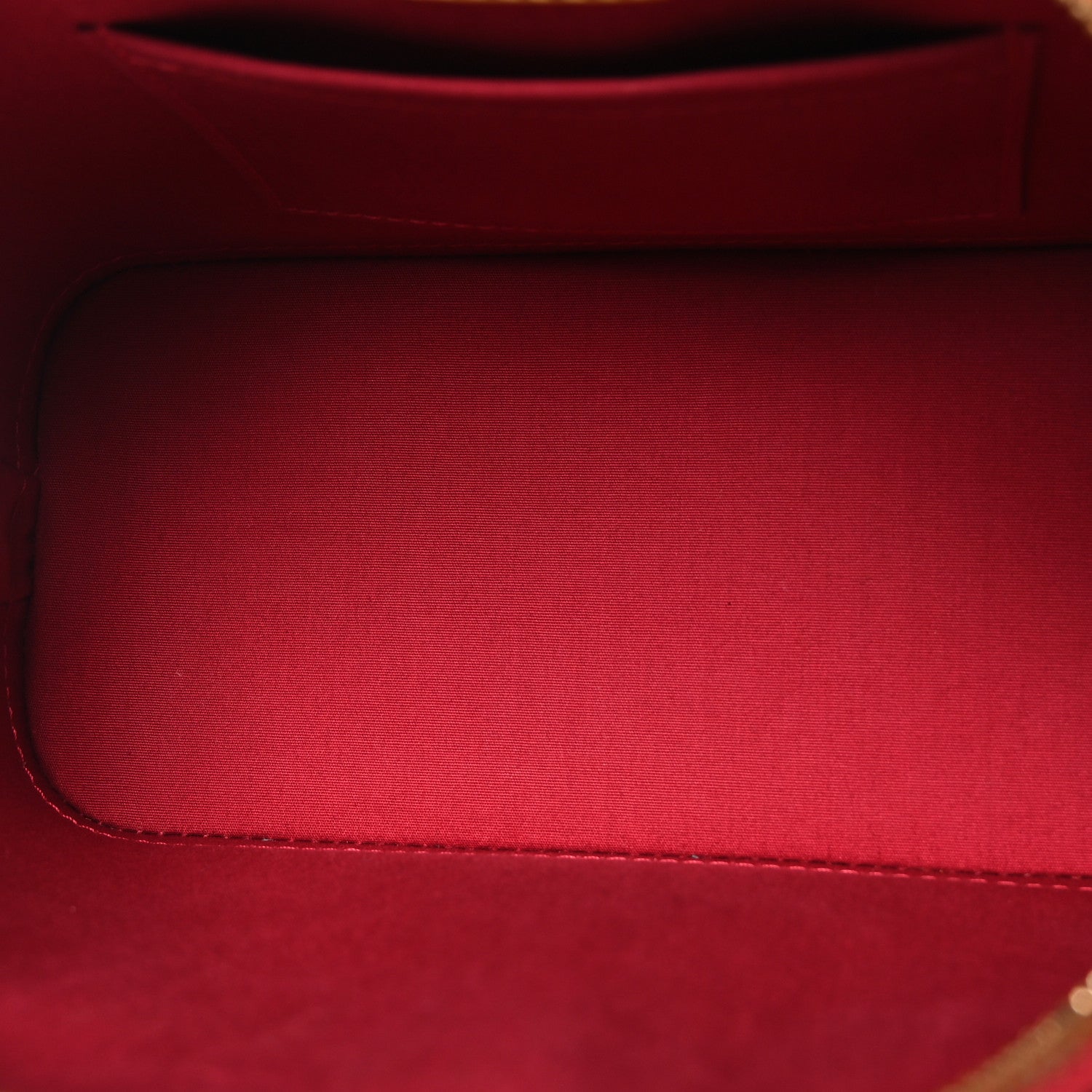 Louis Vuitton Vernis Alma BB Pomme D'Amour 5 of 9