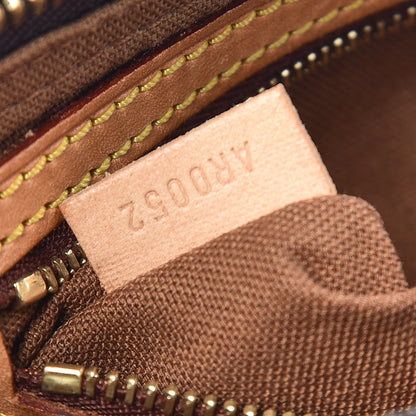Louis Vuitton Monogram Trotteur 9 of 10