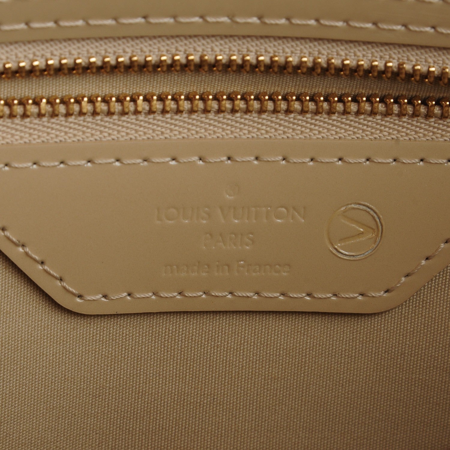 Louis Vuitton Vernis Catalina NS Blanc Corail 6 of 7