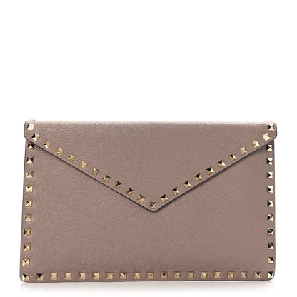 Valentino Garavani Pebbled Calfskin Large Rockstud Envelope Clutch Poudre 1 of 6