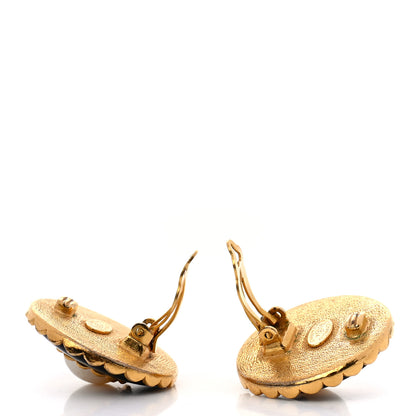 Chanel Pearl Clip On Earrings Black Gold 3 of 4