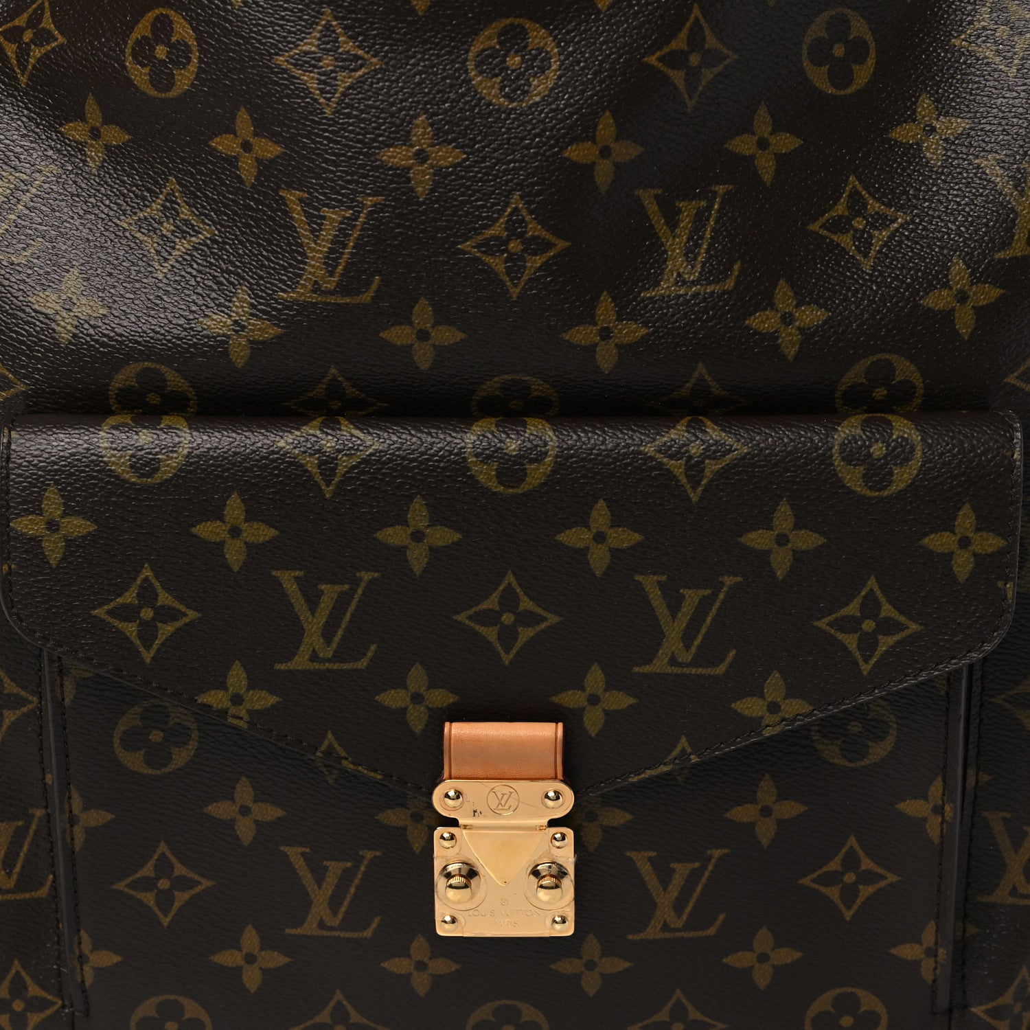 Louis Vuitton Monogram Metis 7 of 9