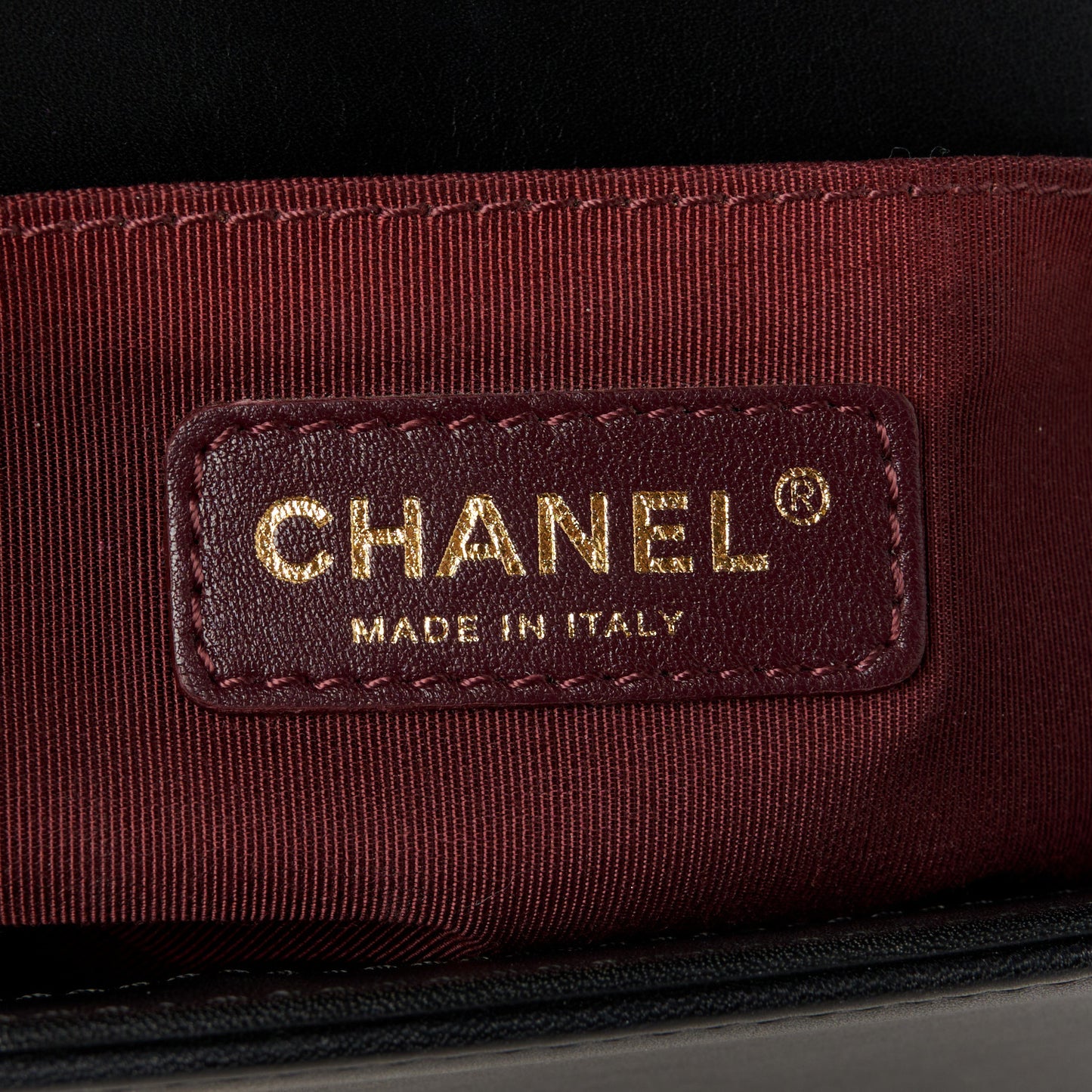 Caviar Glazed Calfskin Chevron Medium Boy Flap Black