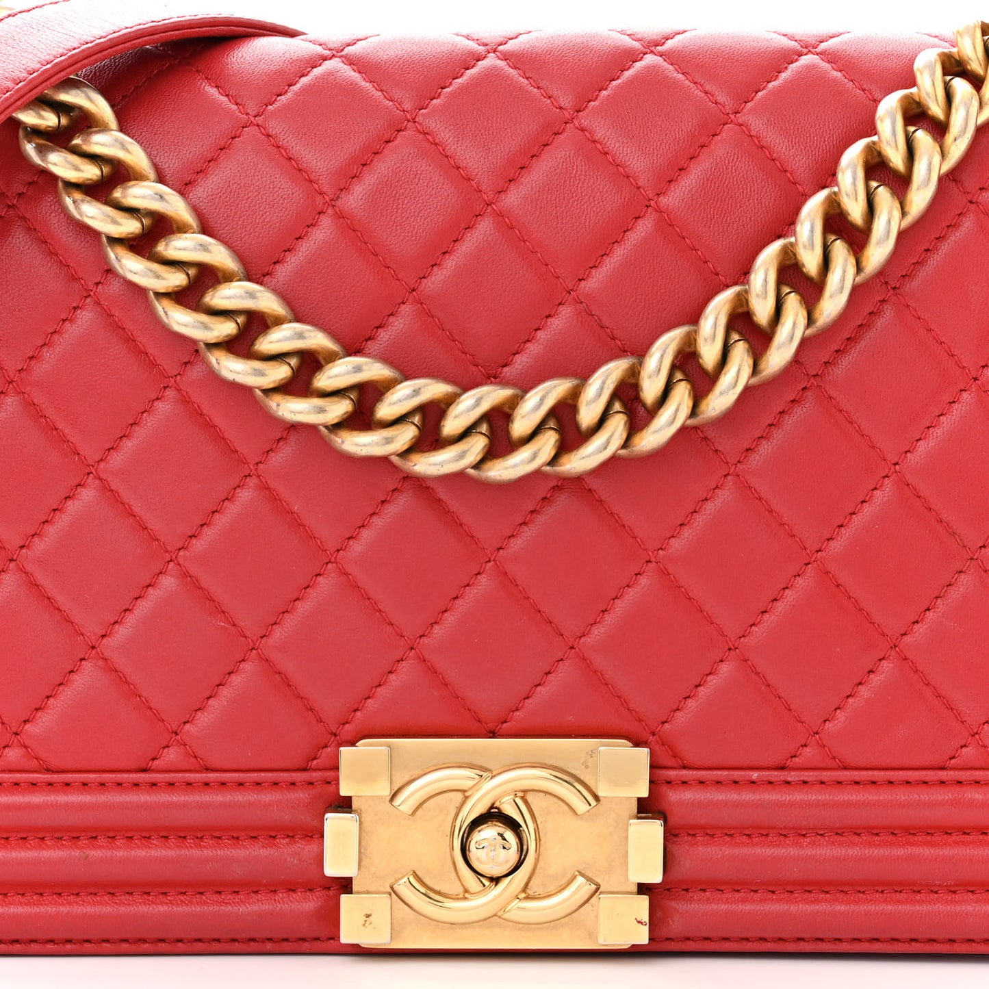 Lambskin Quilted Medium Boy Flap Red