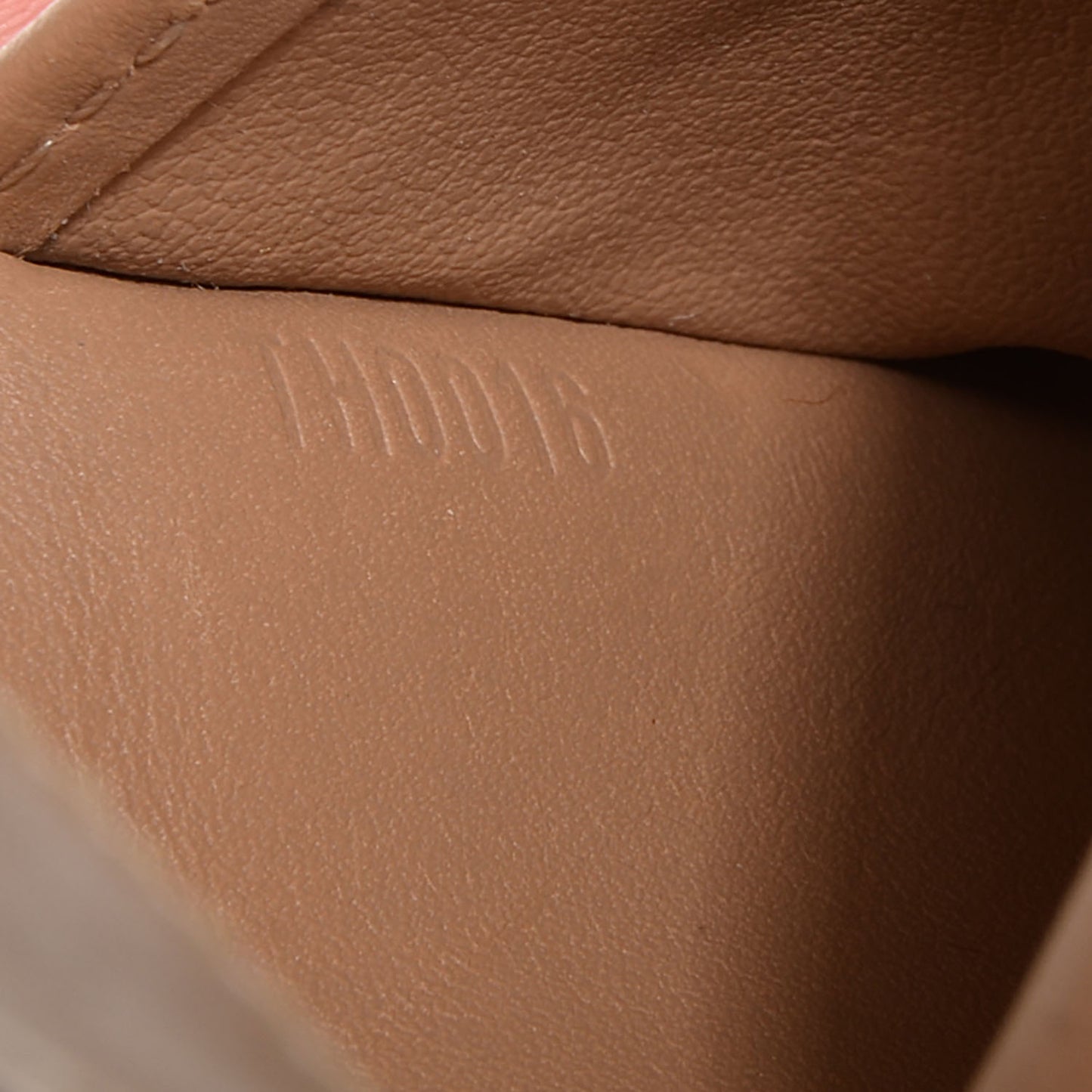 Vernis Elise Wallet Noisette