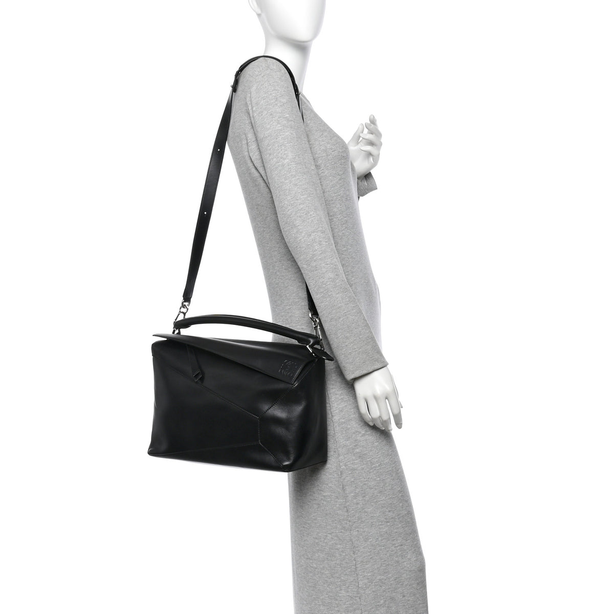 Loewe Calfskin Large Puzzle Edge Bag Black 2 of 9