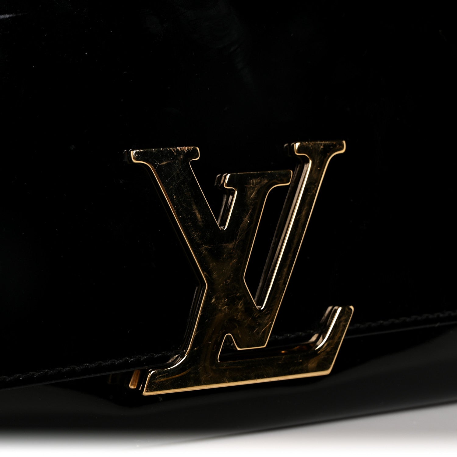 Louis Vuitton Patent Louise Clutch Black 10 of 10