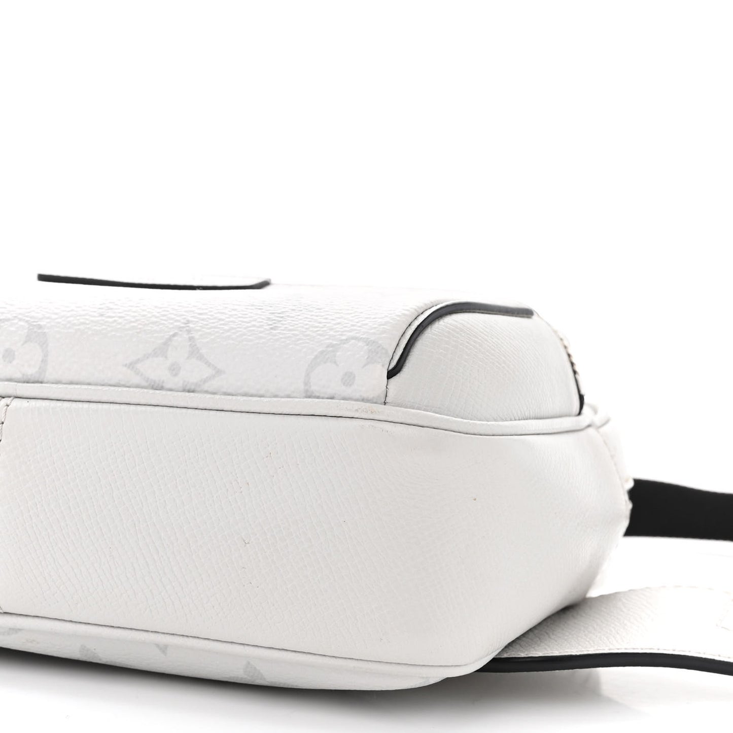 Taiga Monogram Outdoor Bumbag White