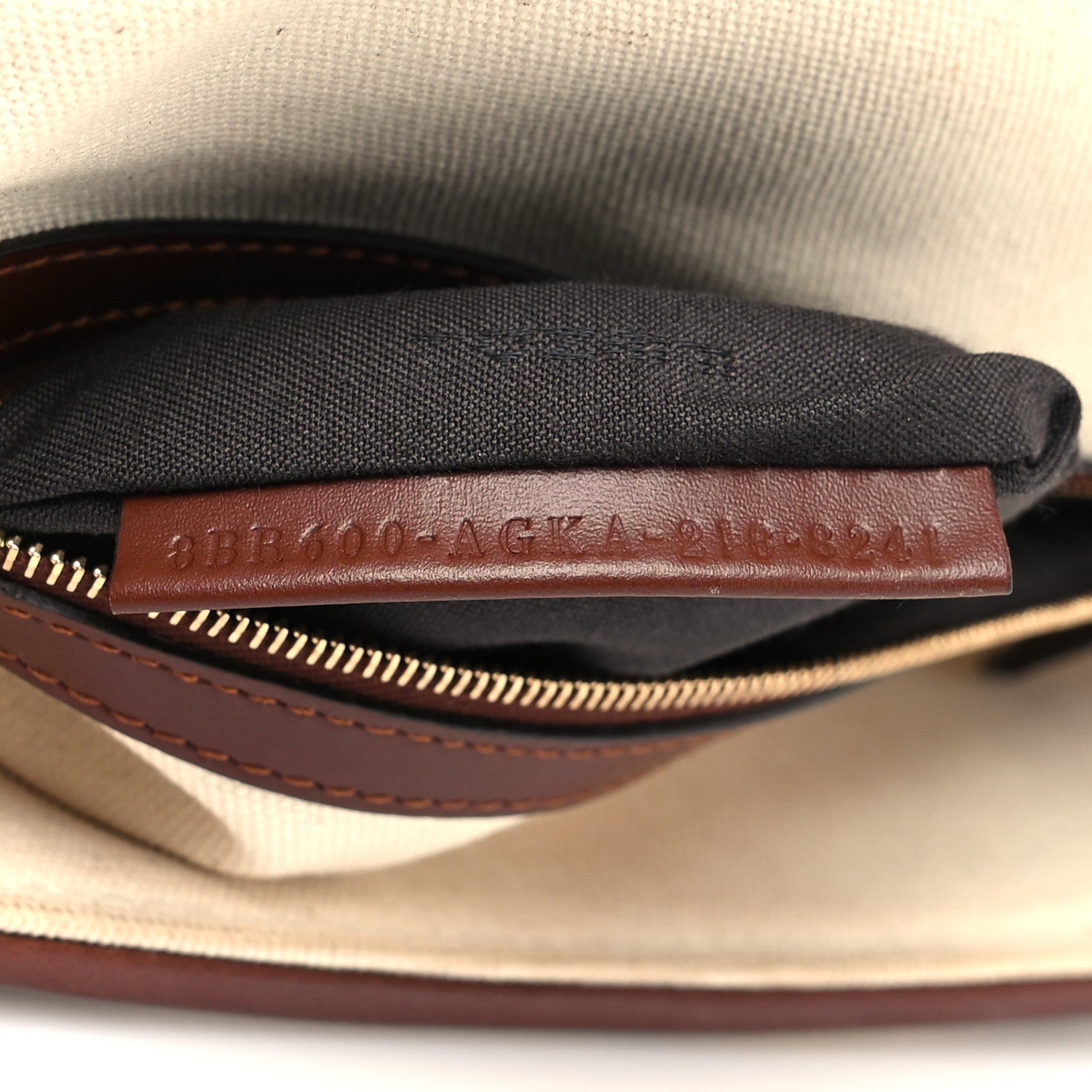 Fendi X SARA COLEMAN Canvas Vitello King Seta FF Fish Eye Embroidered Baguette Grezzo Multicolor Ghianda 8 of 12