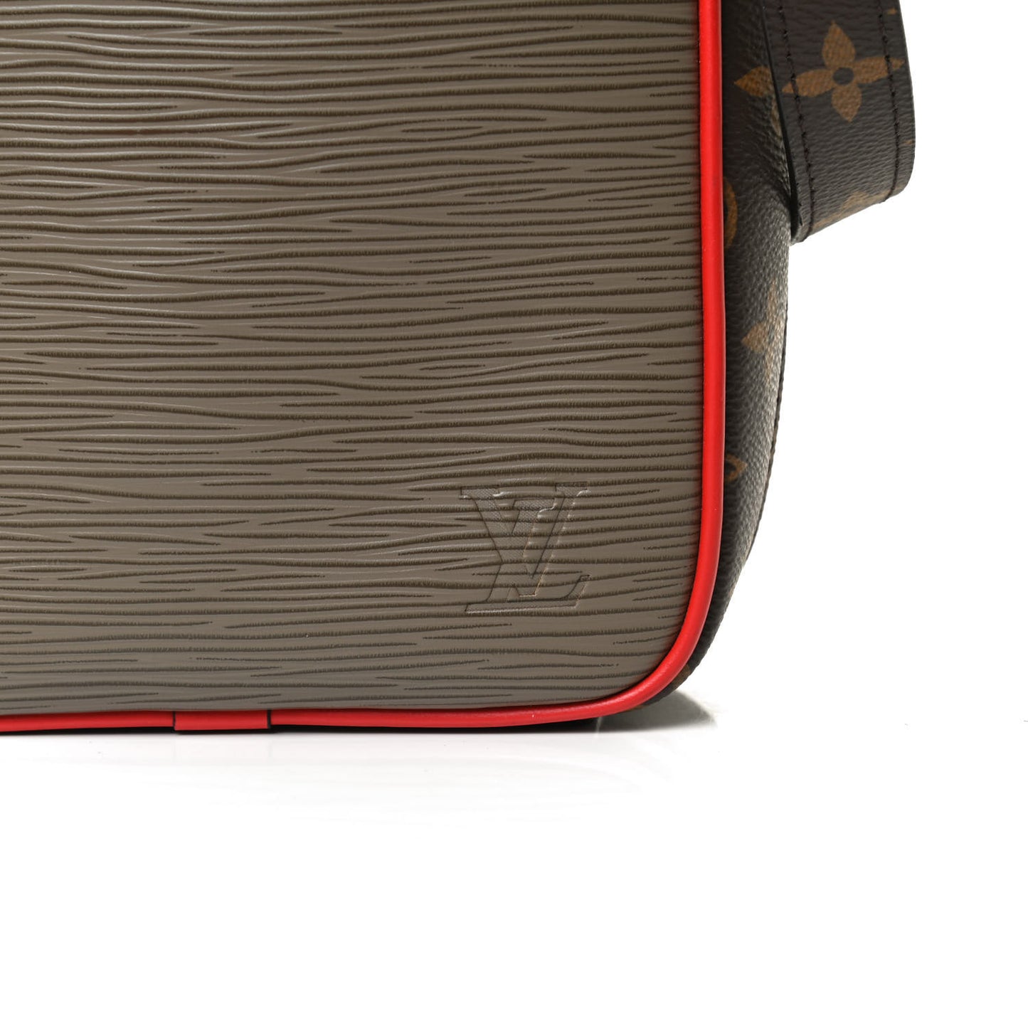 Epi Monogram Danube Slim PM